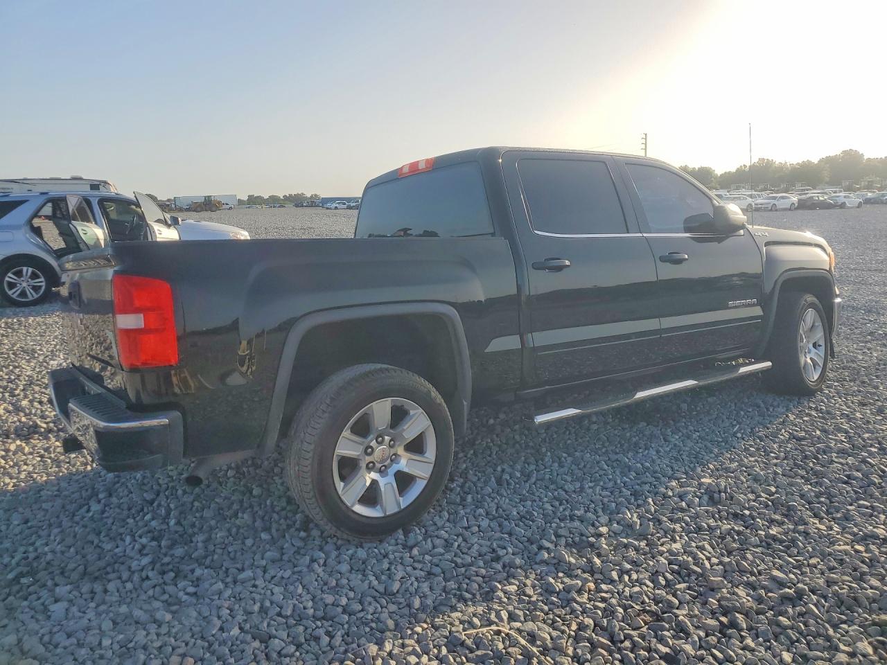 2015 Gmc Sierra K1500 Sle Black vin: 3GTU2UEC3FG179841