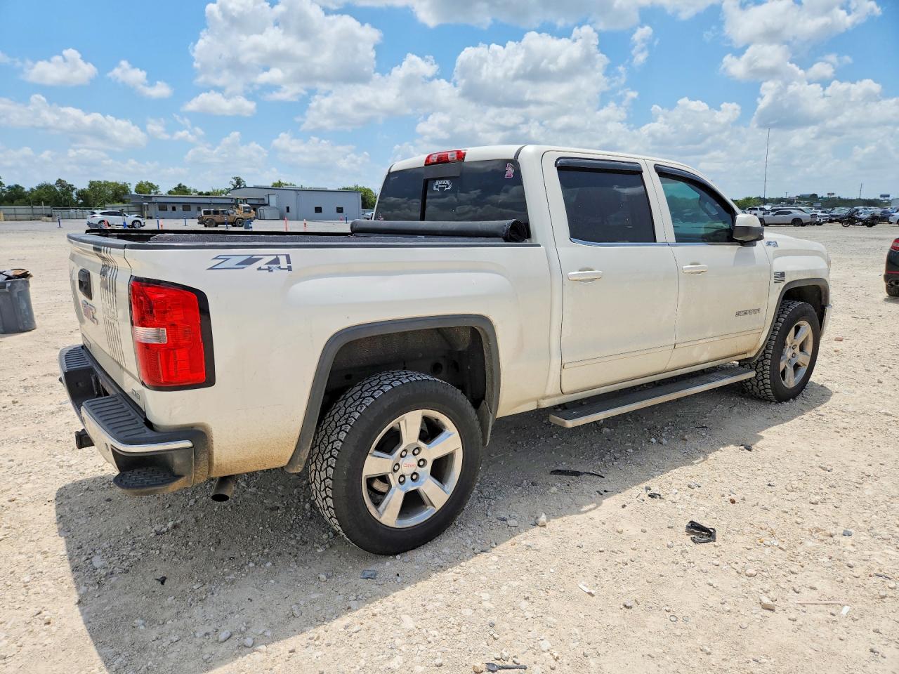 2015 Gmc Sierra K1500 Sle White vin: 3GTU2UEC4FG181422
