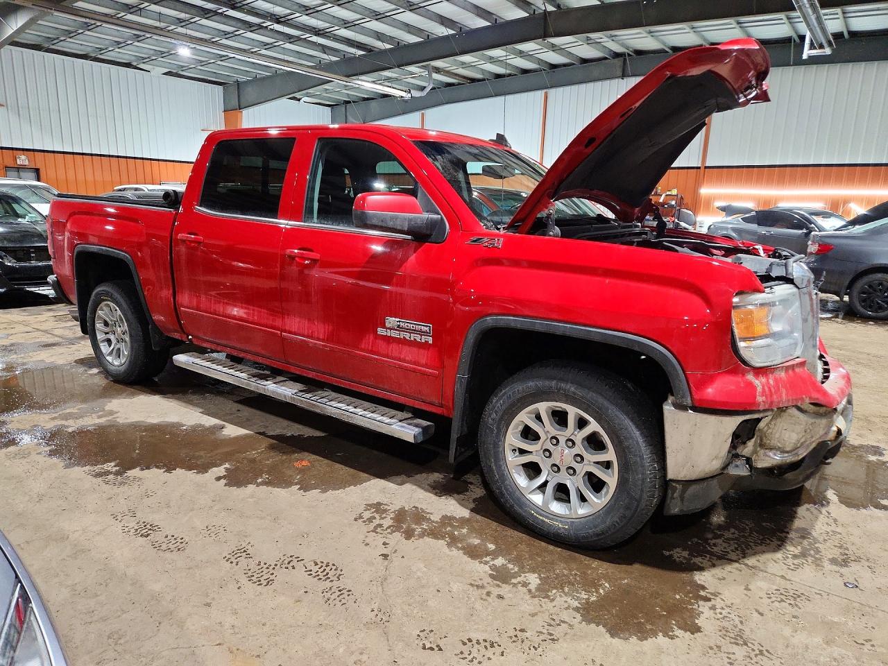 2015 Gmc Sierra 1500 Sle Crew Красный vin: 3GTU2UEC4FG258547