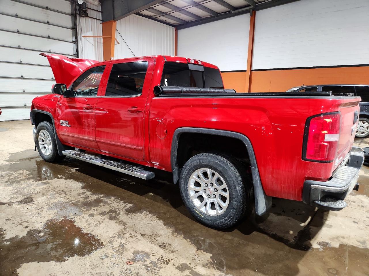 2015 Gmc Sierra 1500 Sle Crew Красный vin: 3GTU2UEC4FG258547