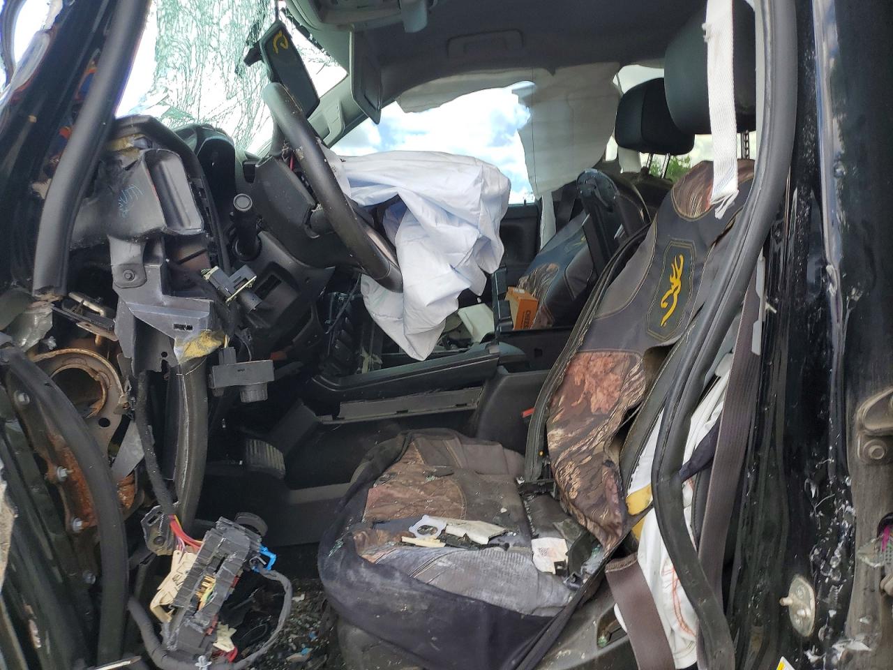 2015 Gmc Sierra K1500 Sle Черный vin: 3GTU2UEC4FG292715