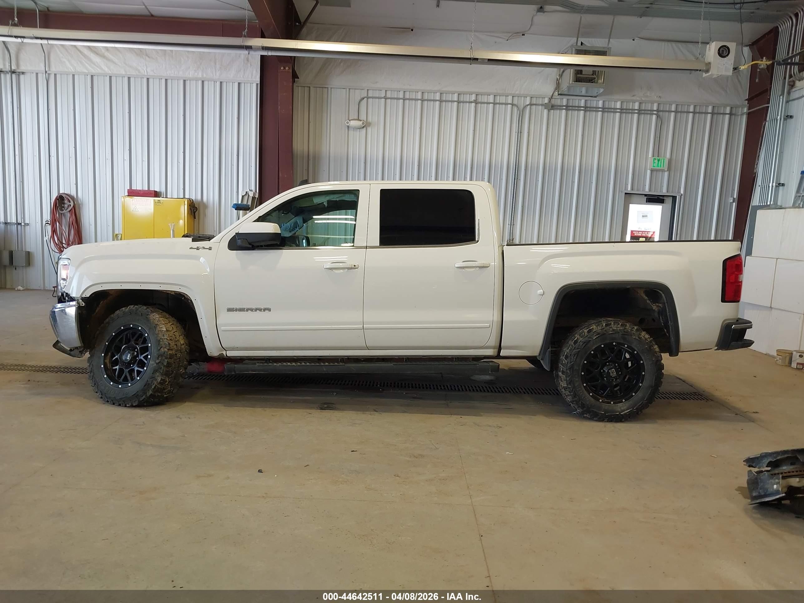 2014 Gmc Sierra 1500 Sle Белый vin: 3GTU2UEC5EG336963