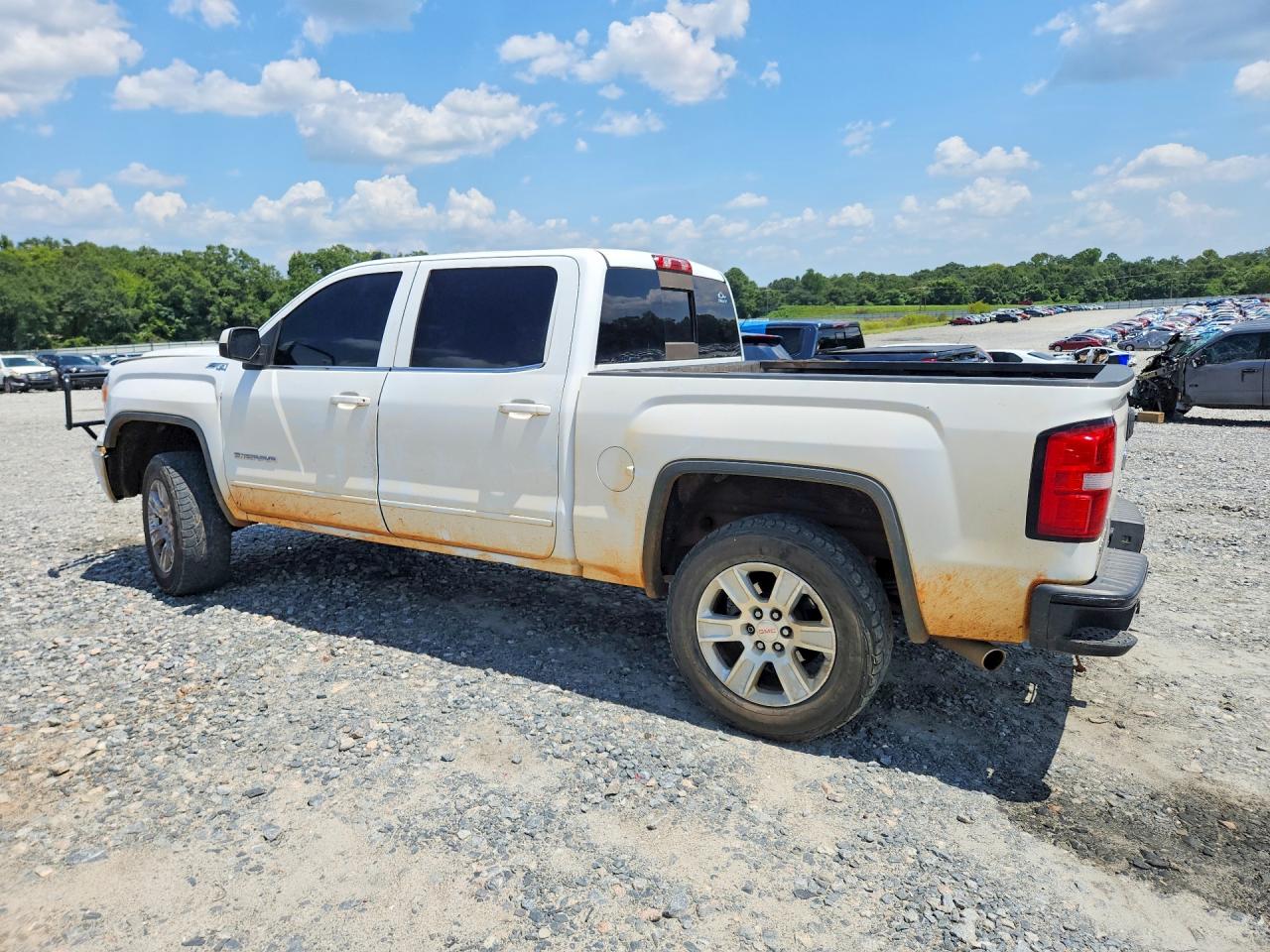 2015 Gmc Sierra K1500 Sle White vin: 3GTU2UEC6FG432912