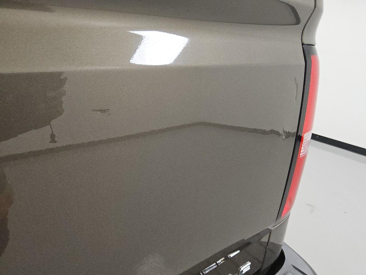 2015 Gmc Sierra K1500 Sle Коричневый vin: 3GTU2UEC7FG174500 Damage: Tailgate, Dent(S) W/ Paint Dmg, 1 To 2 Inches