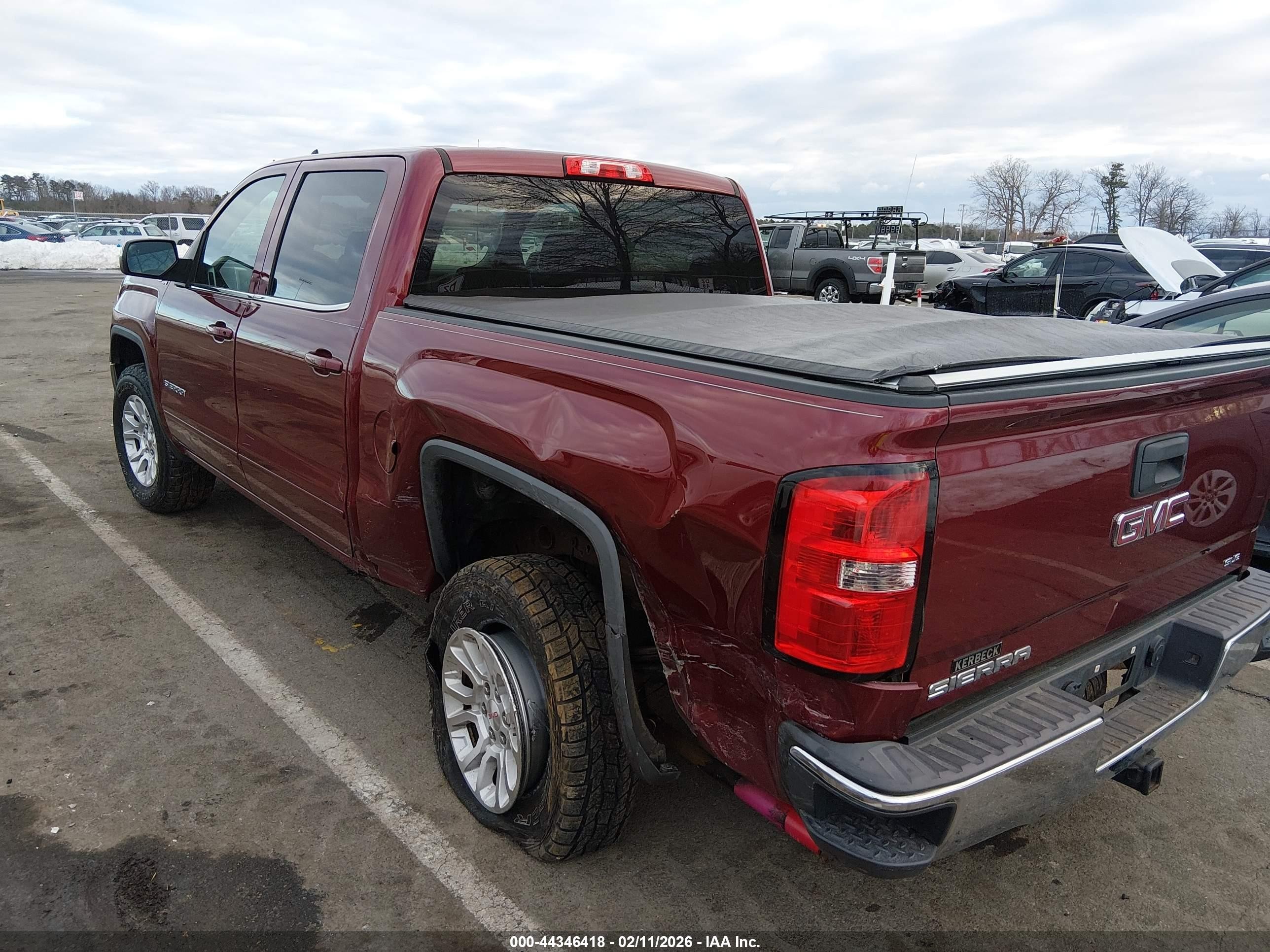 2015 Gmc Sierra 1500 Sle Красный vin: 3GTU2UEC7FG179552