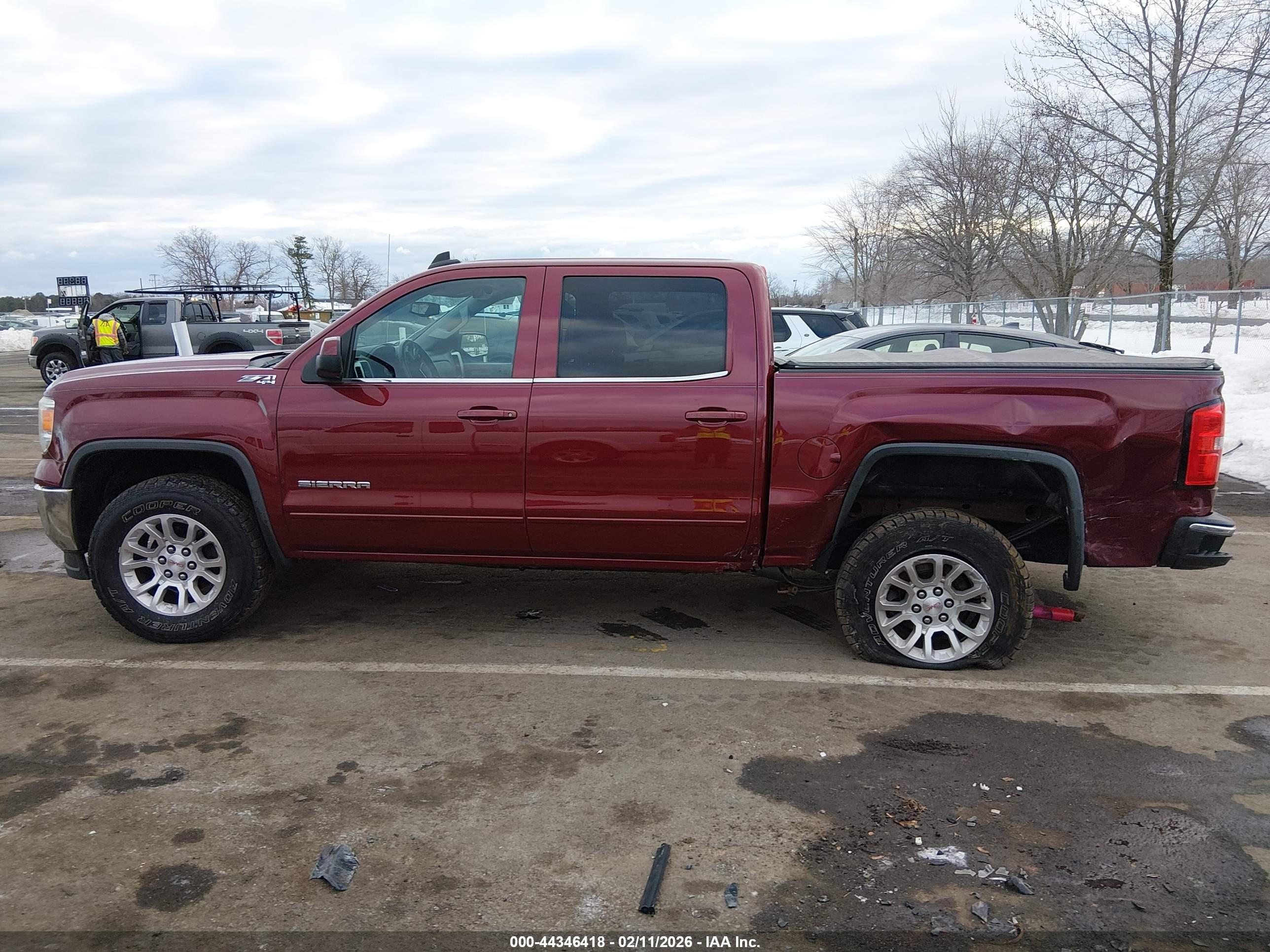 2015 Gmc Sierra 1500 Sle Красный vin: 3GTU2UEC7FG179552