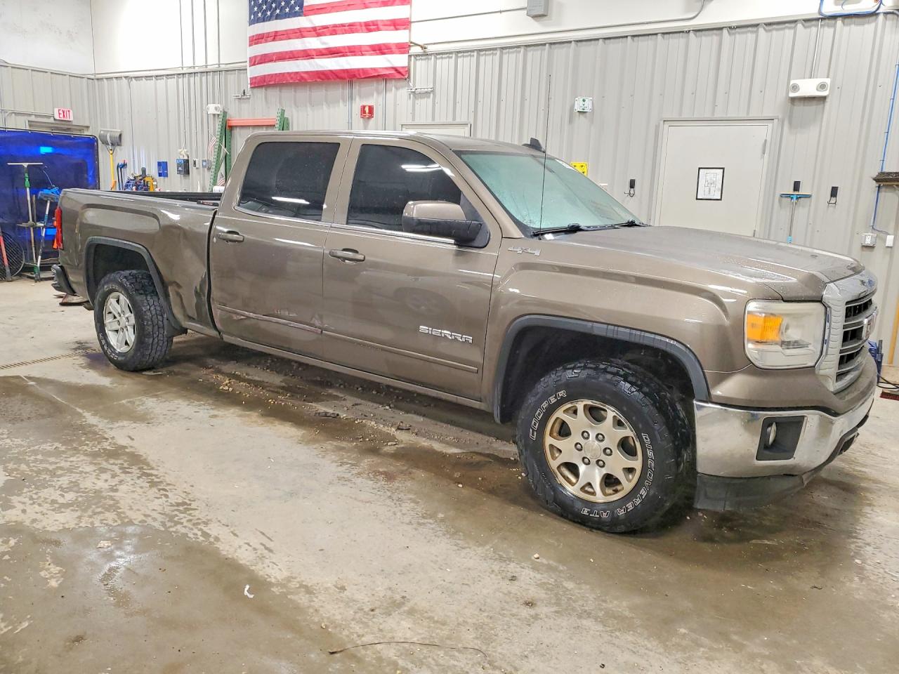 2015 Gmc Sierra K1500 Sle Коричневый vin: 3GTU2UEC7FG242214
