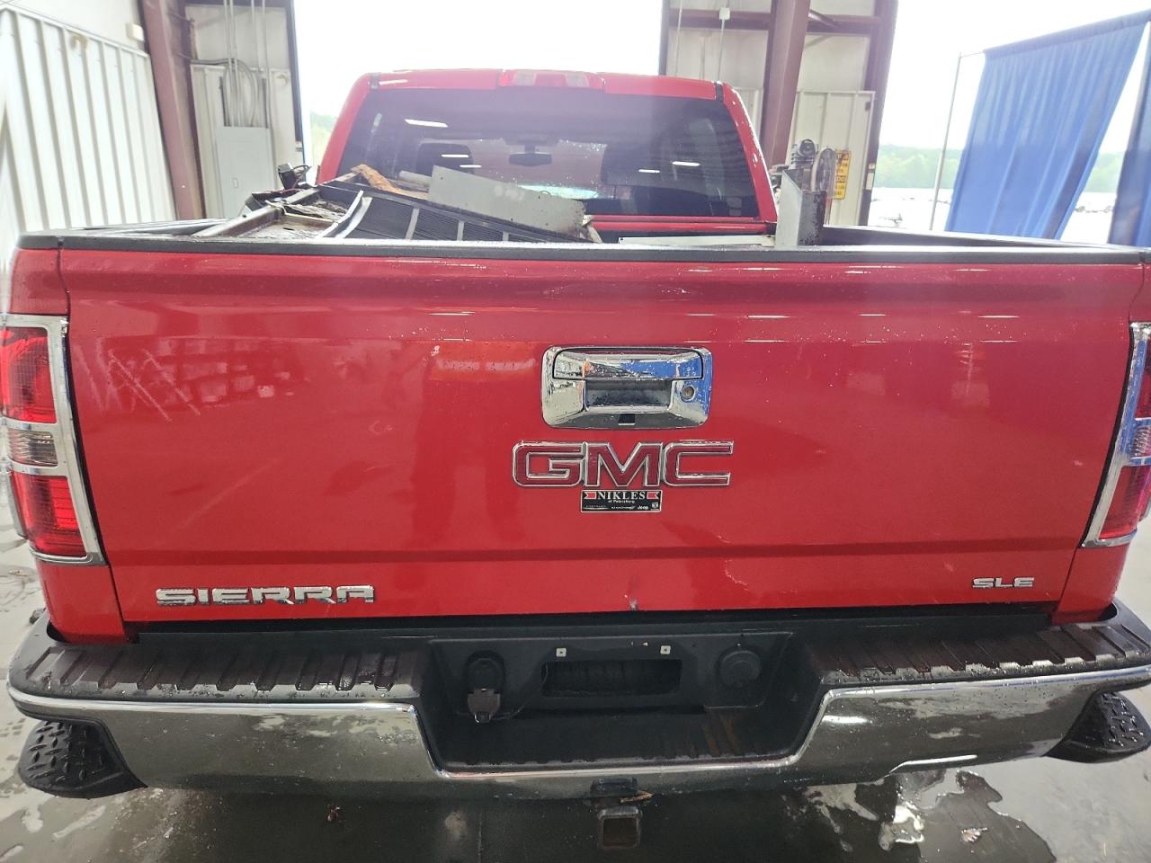 2014 Gmc Sierra K1500 Sle Red vin: 3GTU2UEC8EG150608 Damage: Tailgate, Multiple Dents/Paint Damage, 2