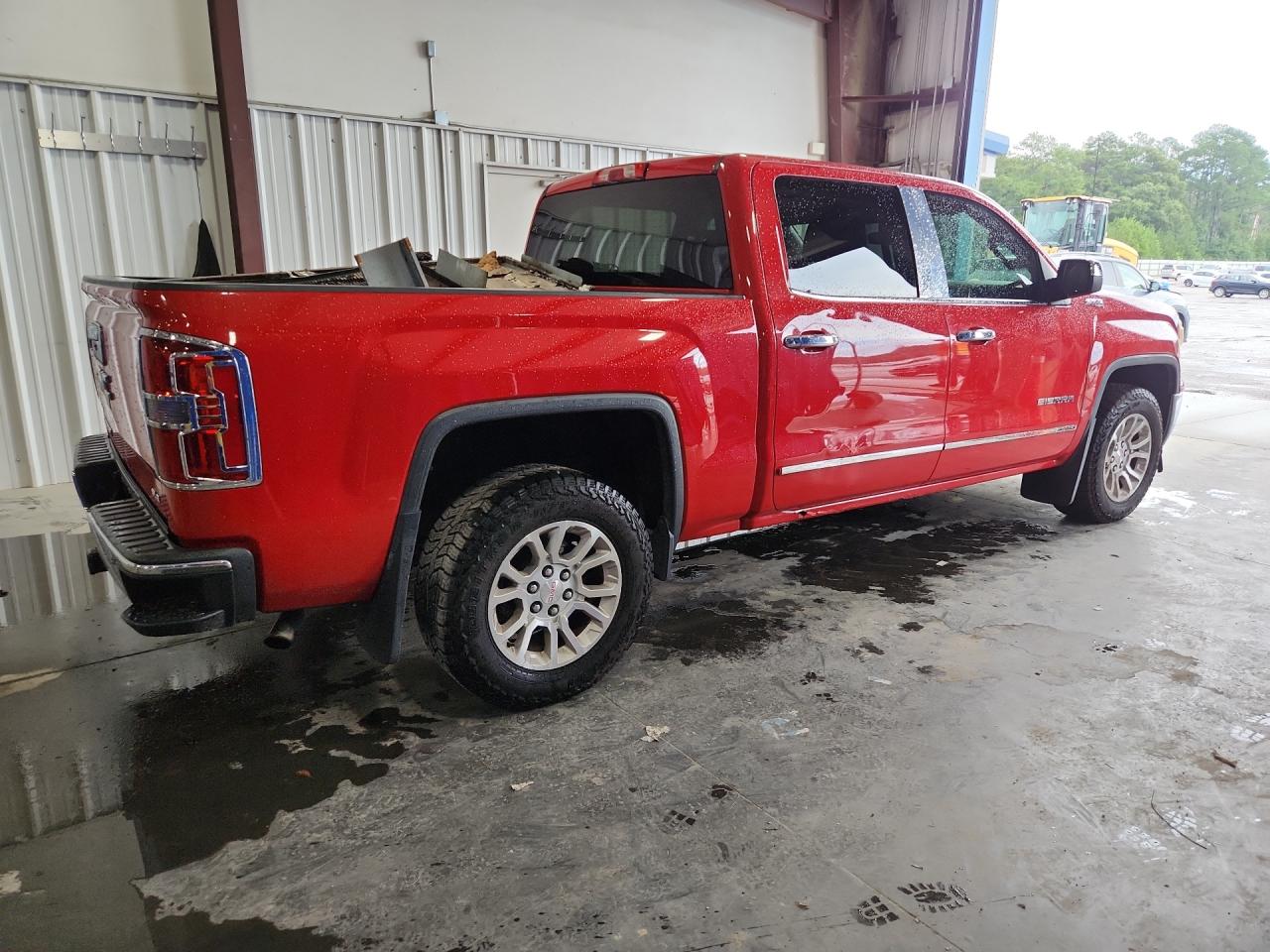 2014 Gmc Sierra K1500 Sle Red vin: 3GTU2UEC8EG150608 Damage: Right Rear Door, Multiple Dents/Paint Damage, 3