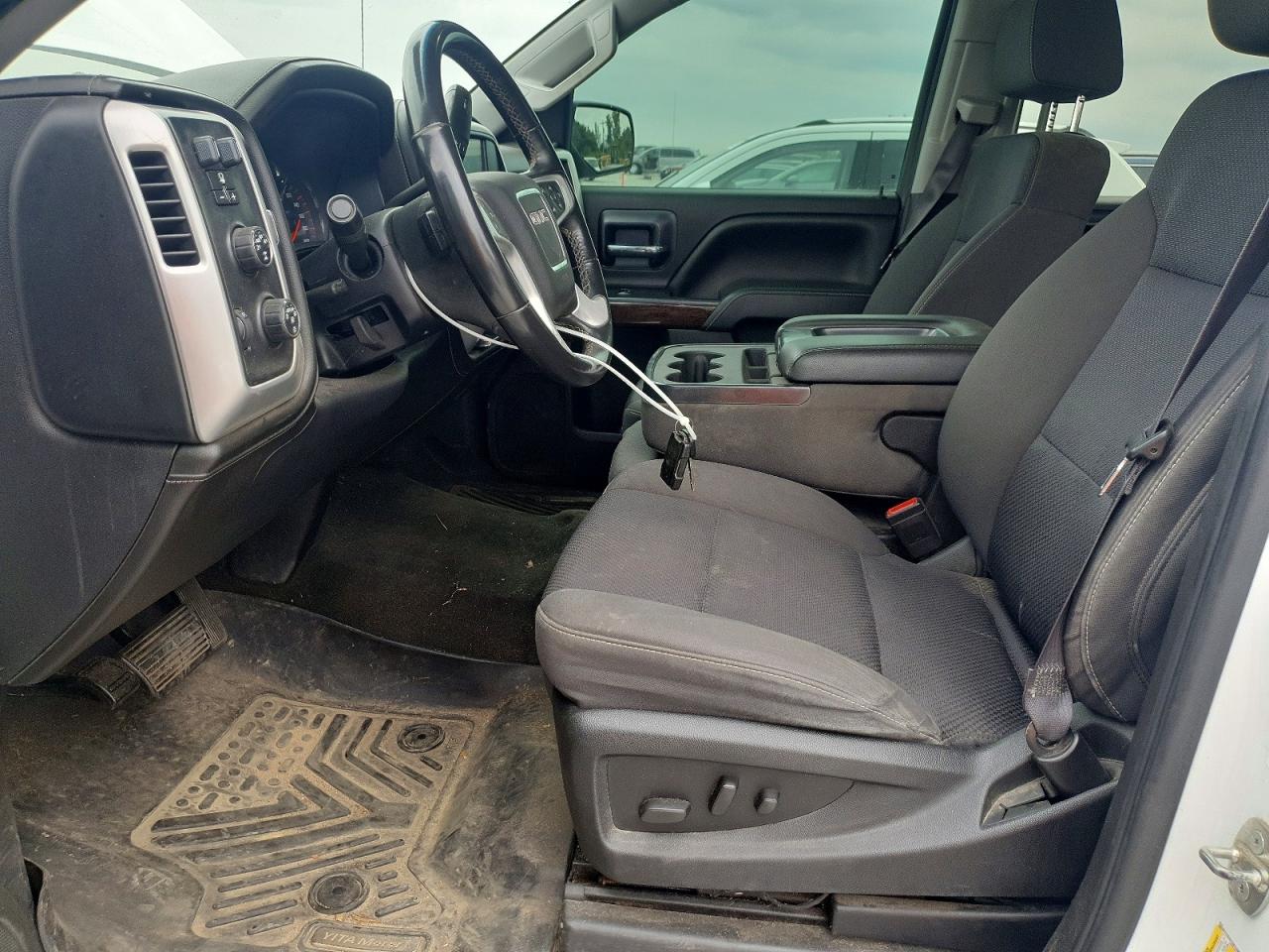 2015 Gmc Sierra K1500 Sle Белый vin: 3GTU2UEC8FG489211