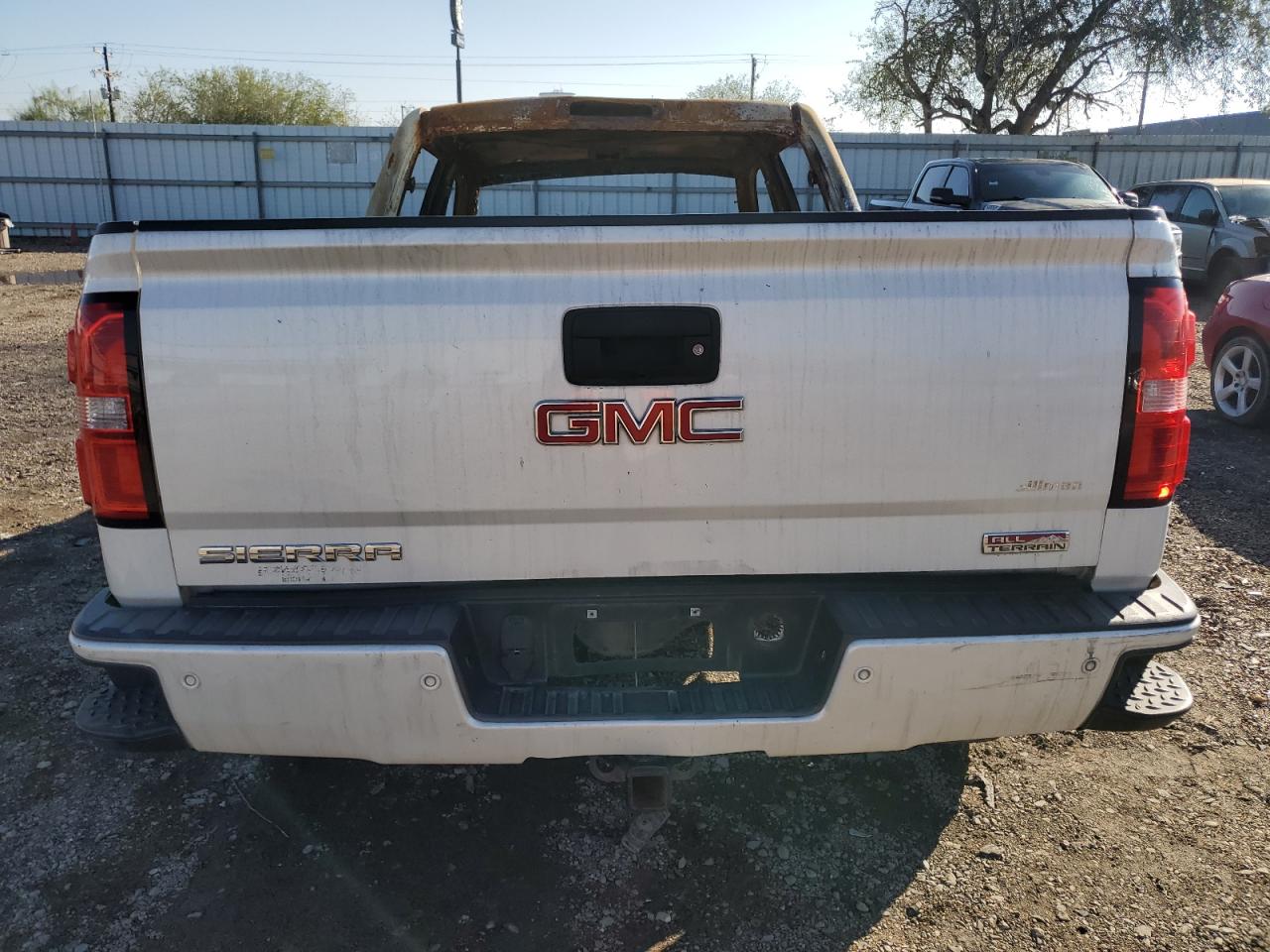2015 Gmc Sierra K1500 Slt White vin: 3GTU2VEC3FG274180