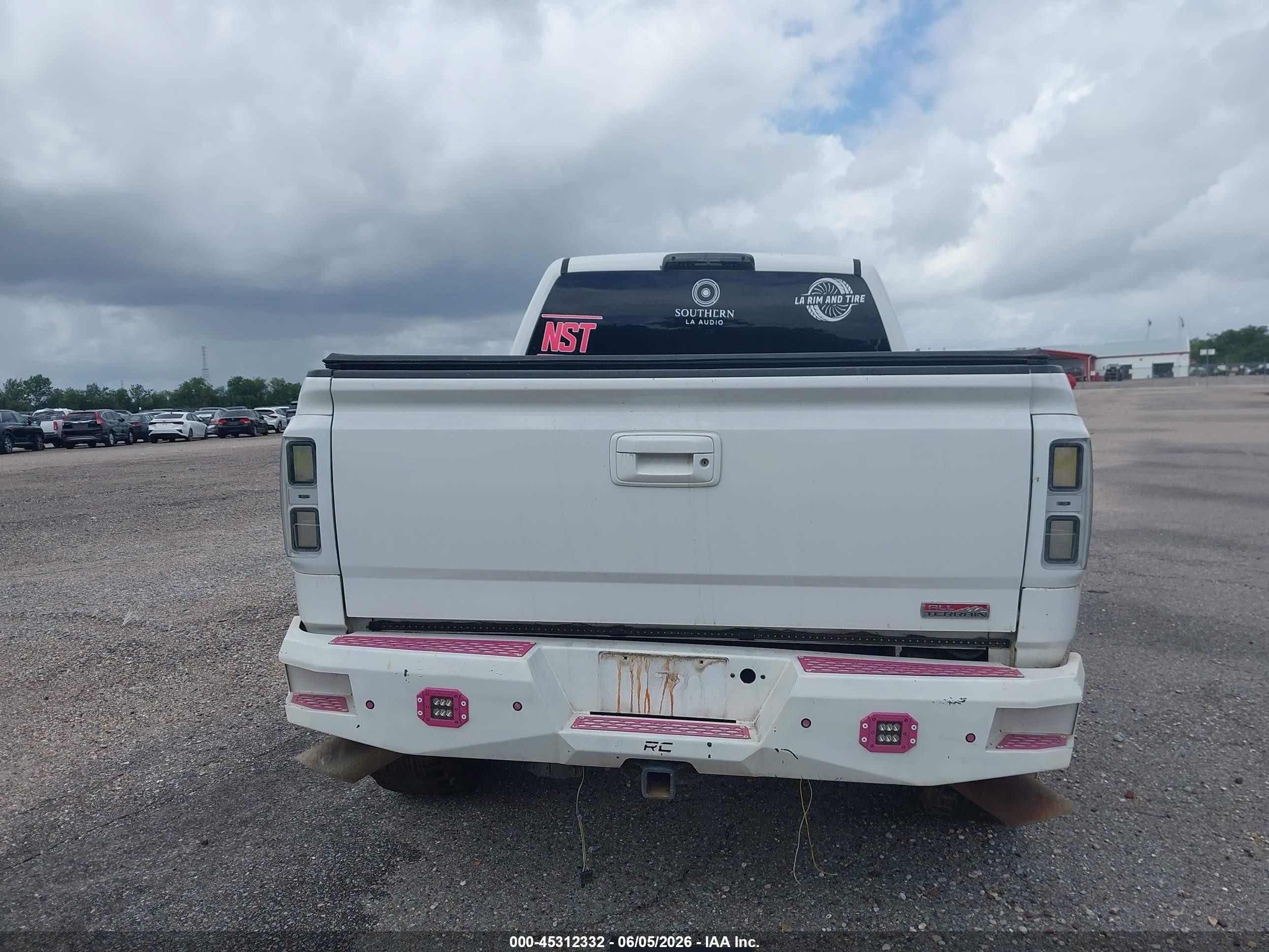2014 Gmc Sierra 1500 Slt Белый vin: 3GTU2VEC5EG311910