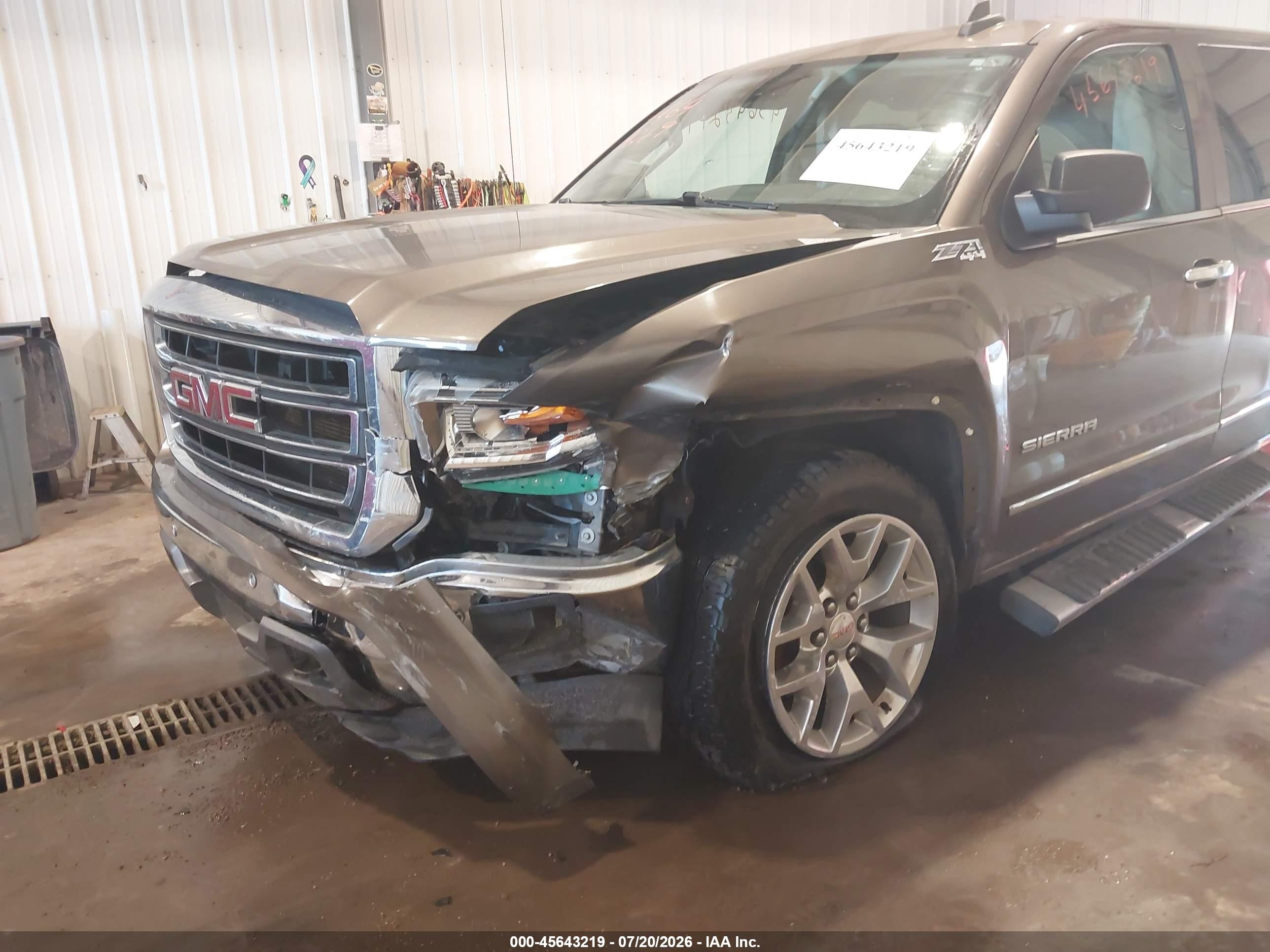 2015 Gmc Sierra 1500 Slt Коричневый vin: 3GTU2VEC7FG238380