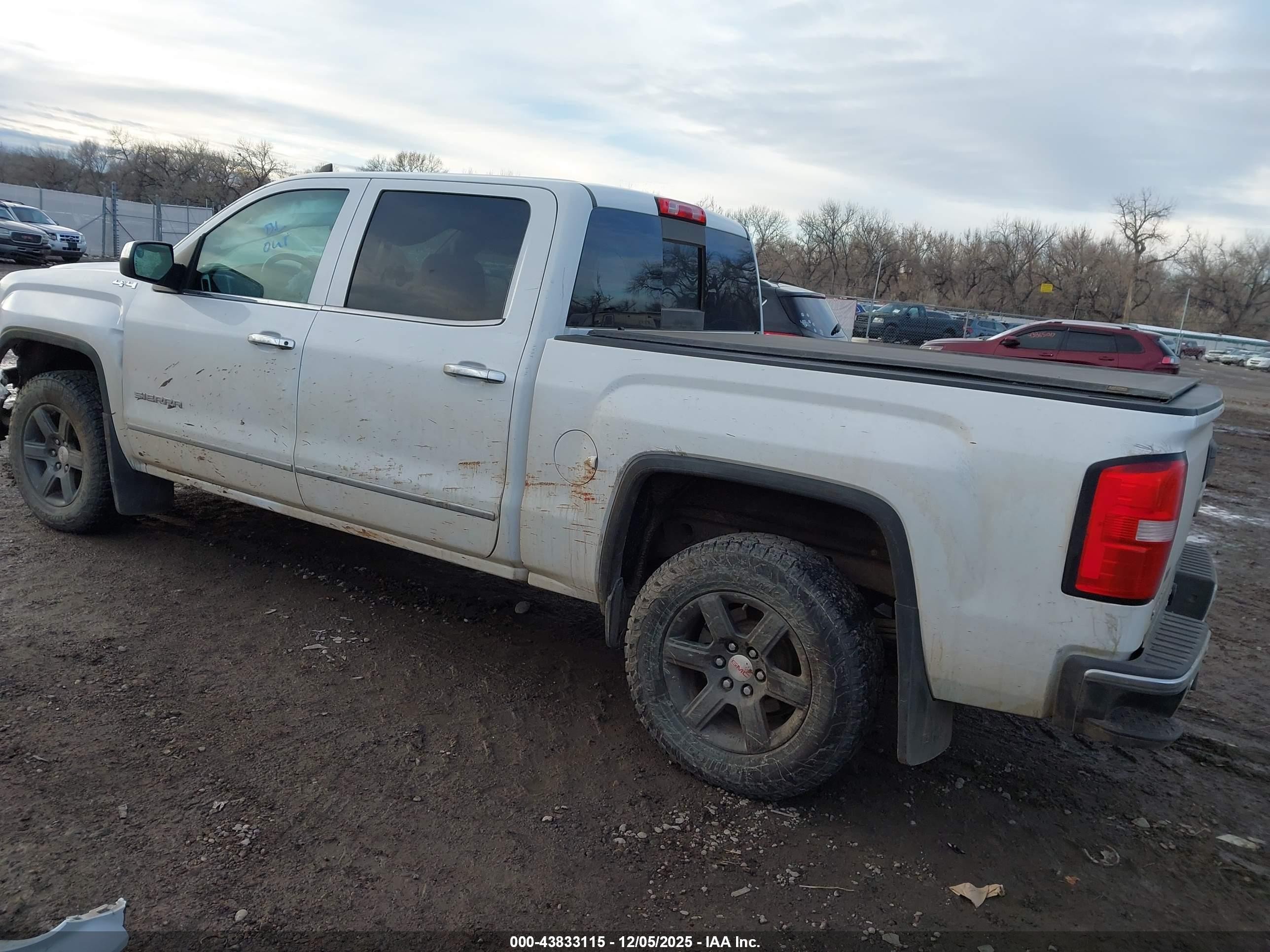 2015 Gmc Sierra 1500 Slt White vin: 3GTU2VEC7FG429281