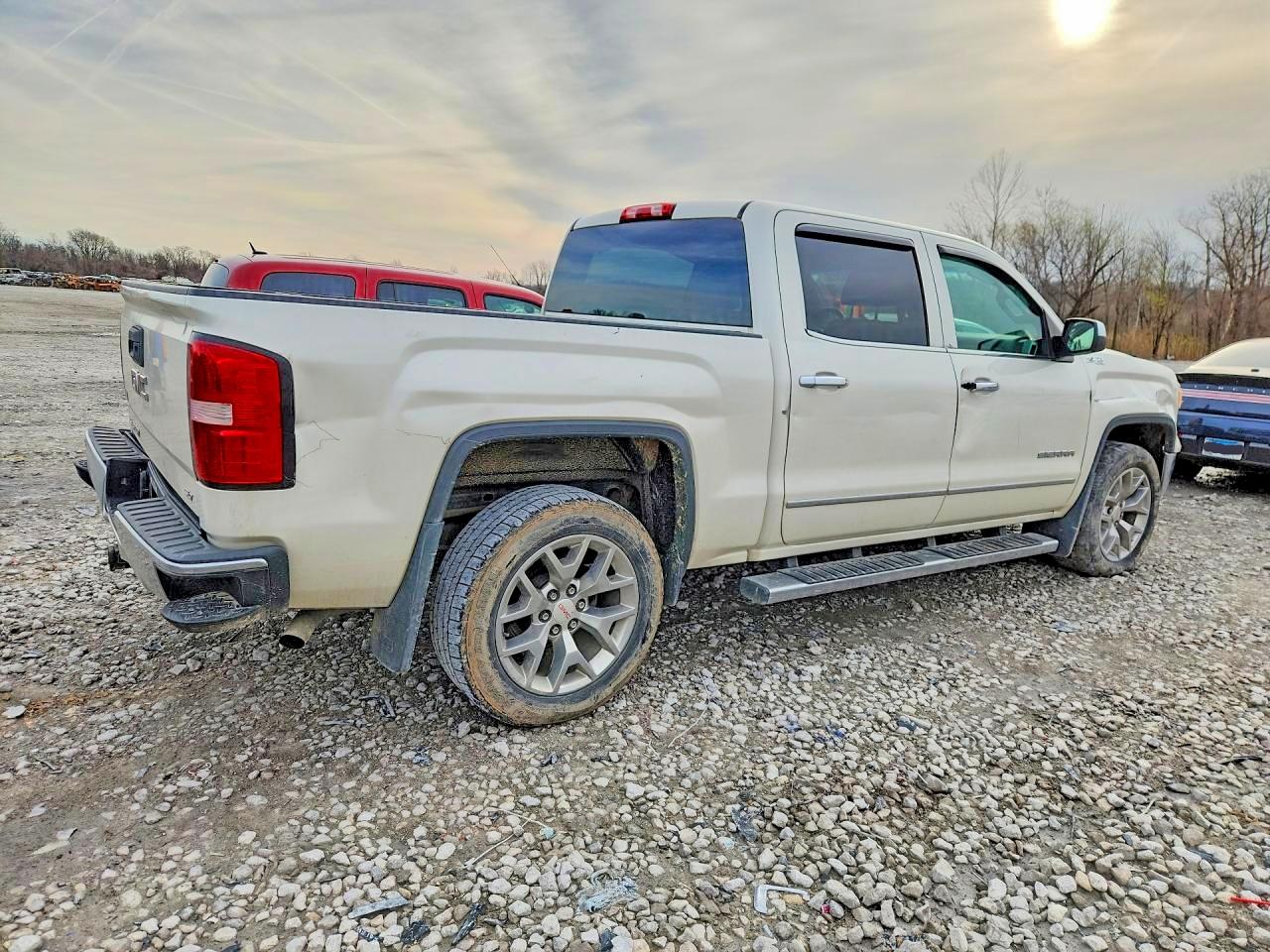 2015 Gmc Sierra K1500 Slt White vin: 3GTU2VECXFG292921
