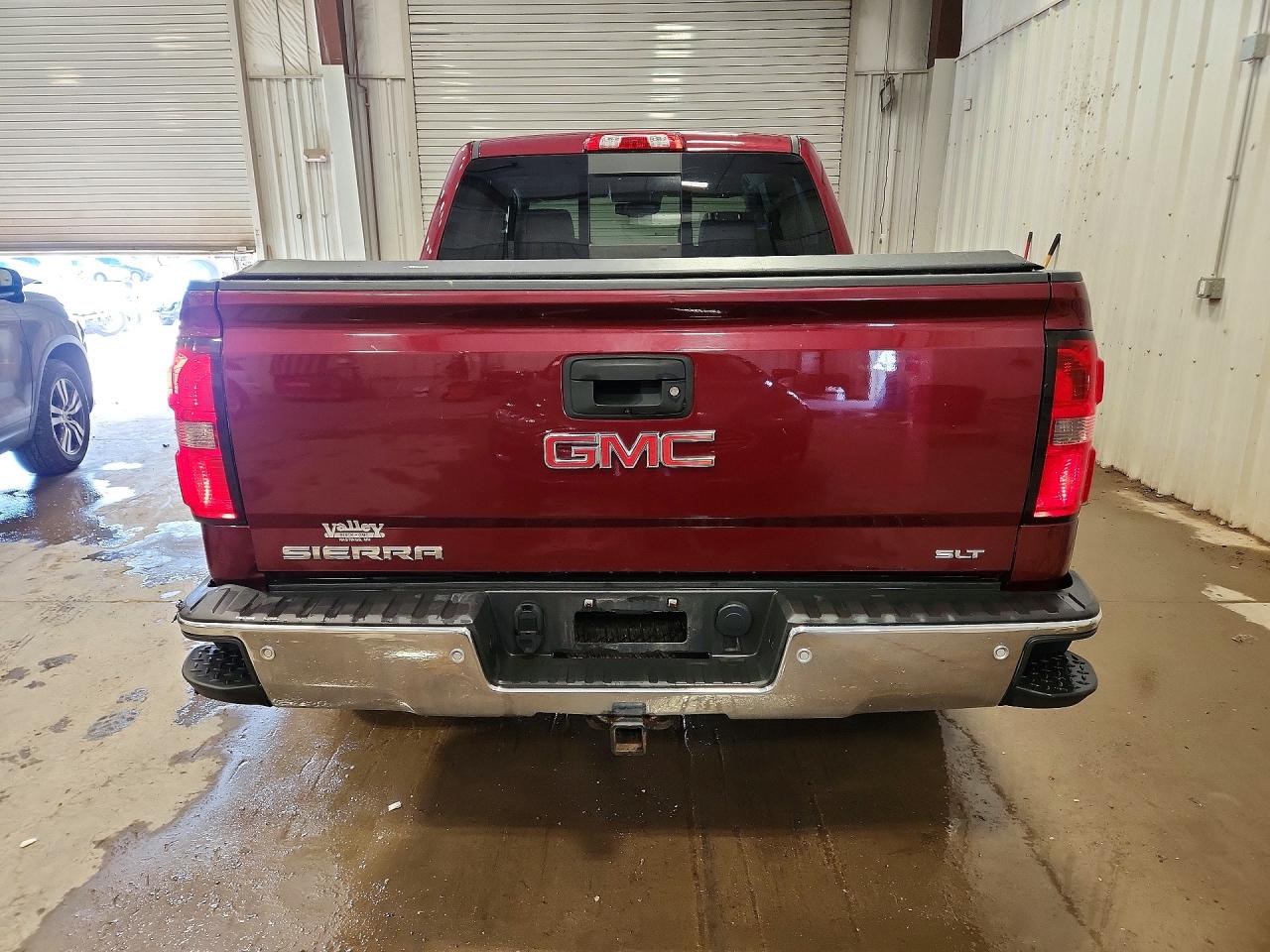 2015 Gmc Sierra K1500 Slt Red vin: 3GTU2VECXFG391707