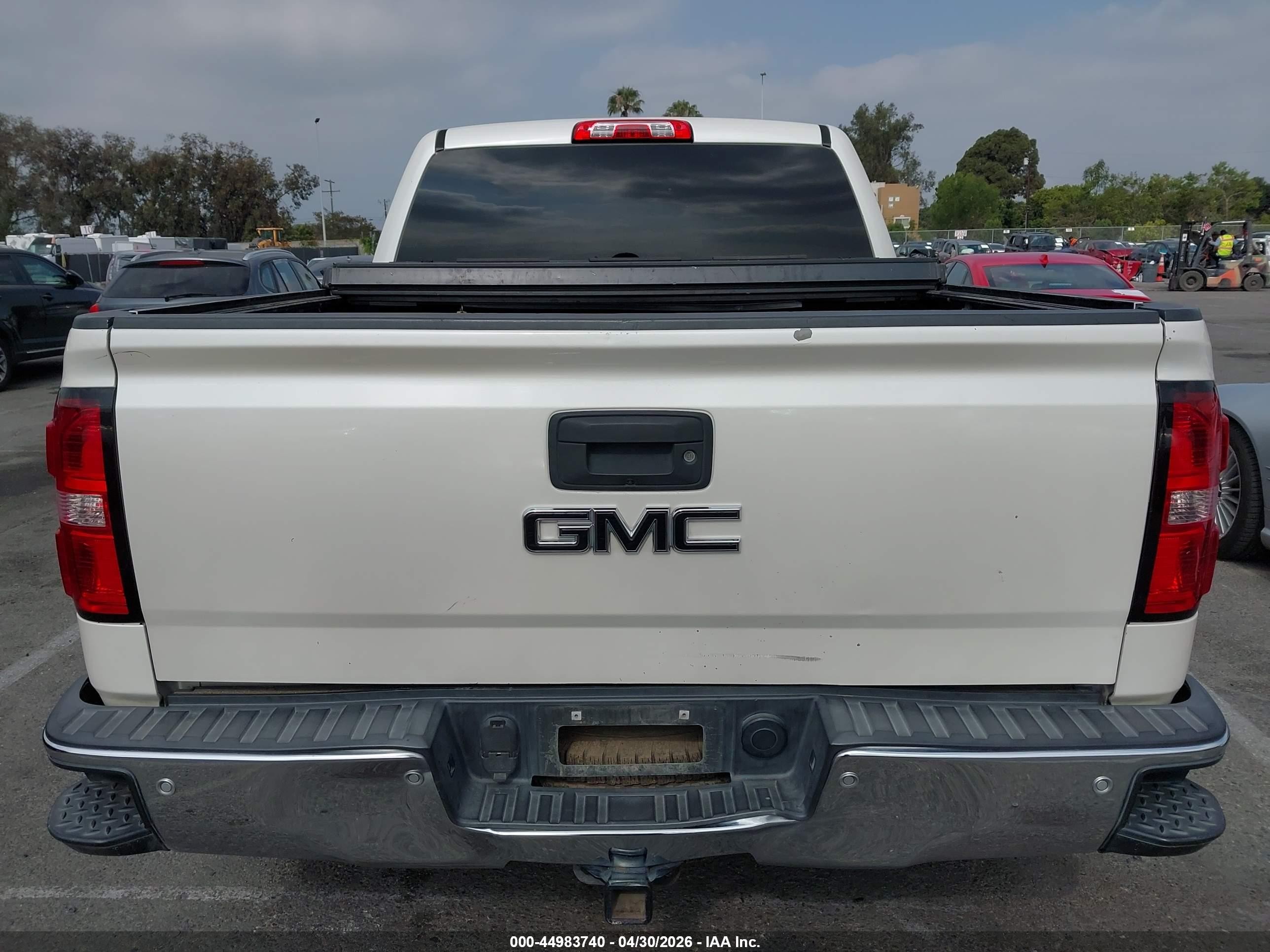 2015 Gmc Sierra 1500 Slt White vin: 3GTU2VEJ2FG420891