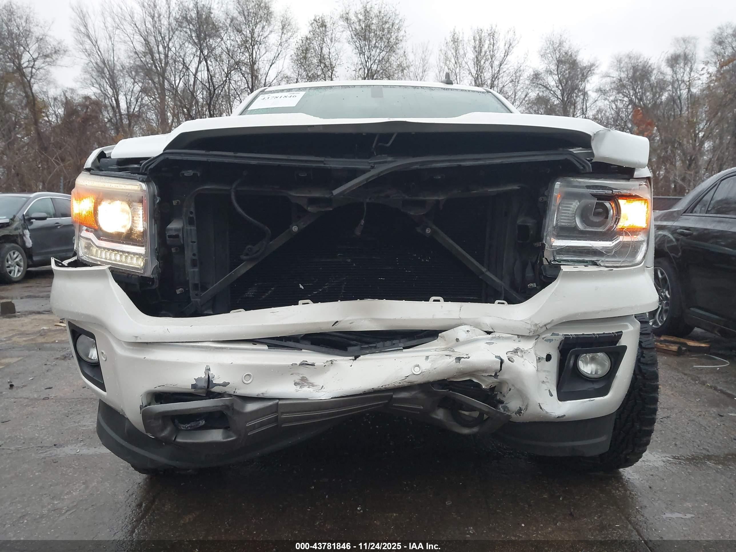 2015 Gmc Sierra 1500 Slt White vin: 3GTU2VEJ4FG405888