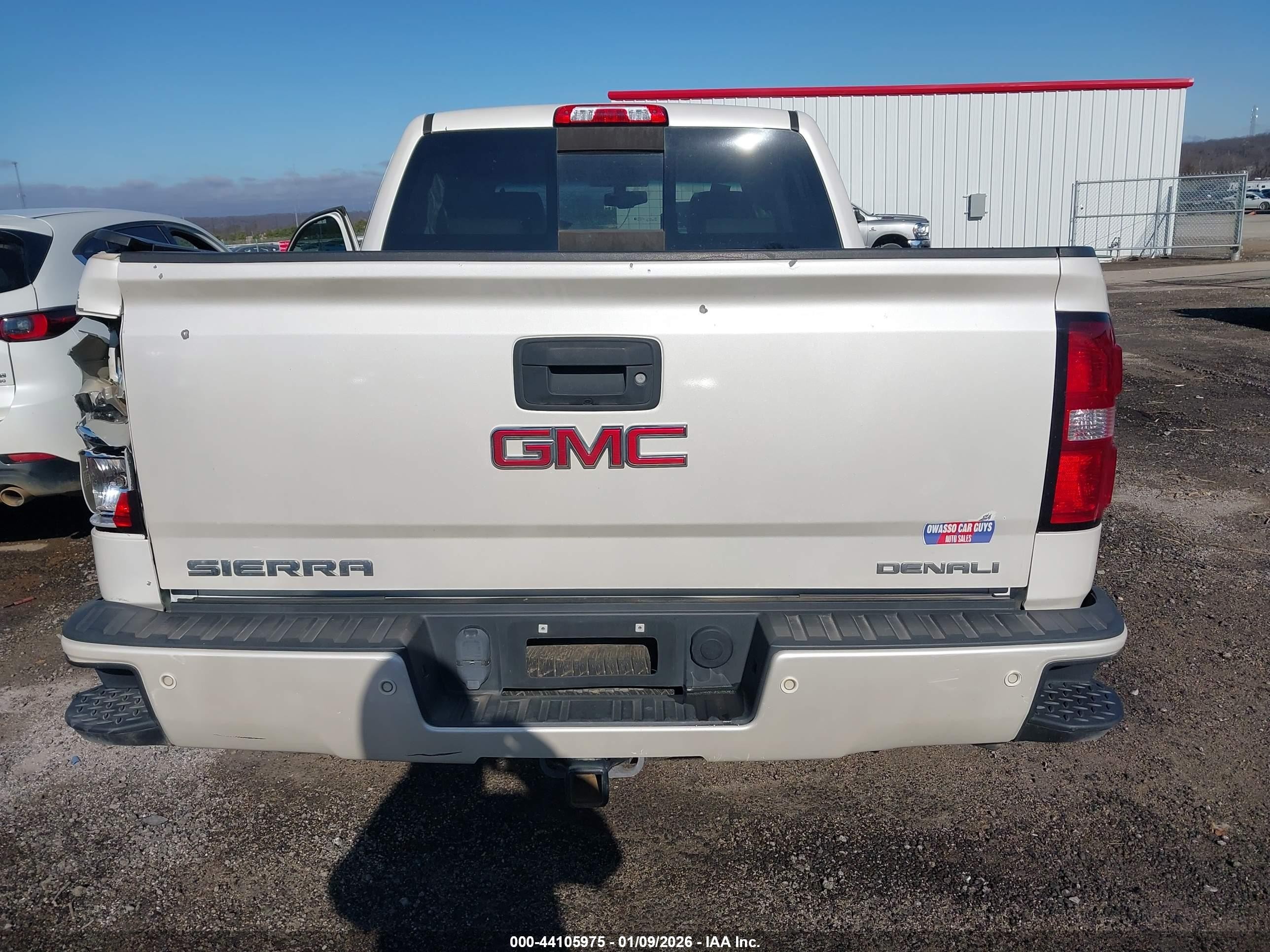 2015 Gmc Sierra 1500 Denali White vin: 3GTU2WEC3FG292944