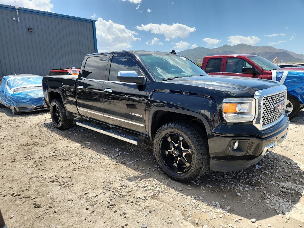 2015 Gmc Sierra K1500 Denali Black vin: 3GTU2WECXFG155550 Damage: Right Front Fender, Multiple Scratches Heavy, 3