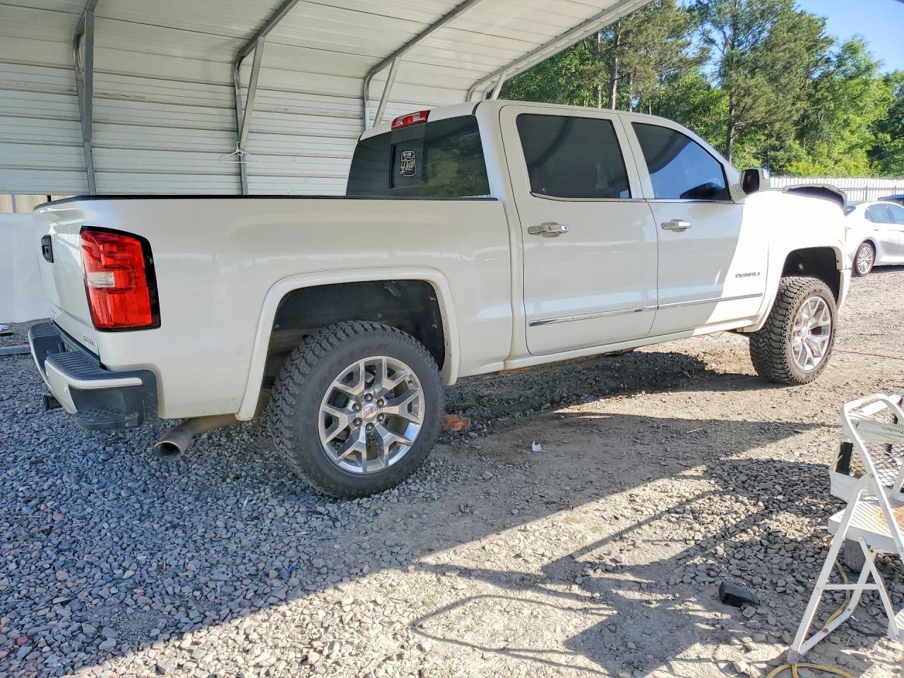 2015 Gmc Sierra K1500 Denali White vin: 3GTU2WEJ2FG380284