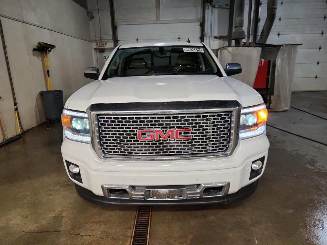 2014 Gmc Sierra K1500 Denali Белый vin: 3GTU2WEJ6EG276895 Damage: Front Bumper, Chipped, 2