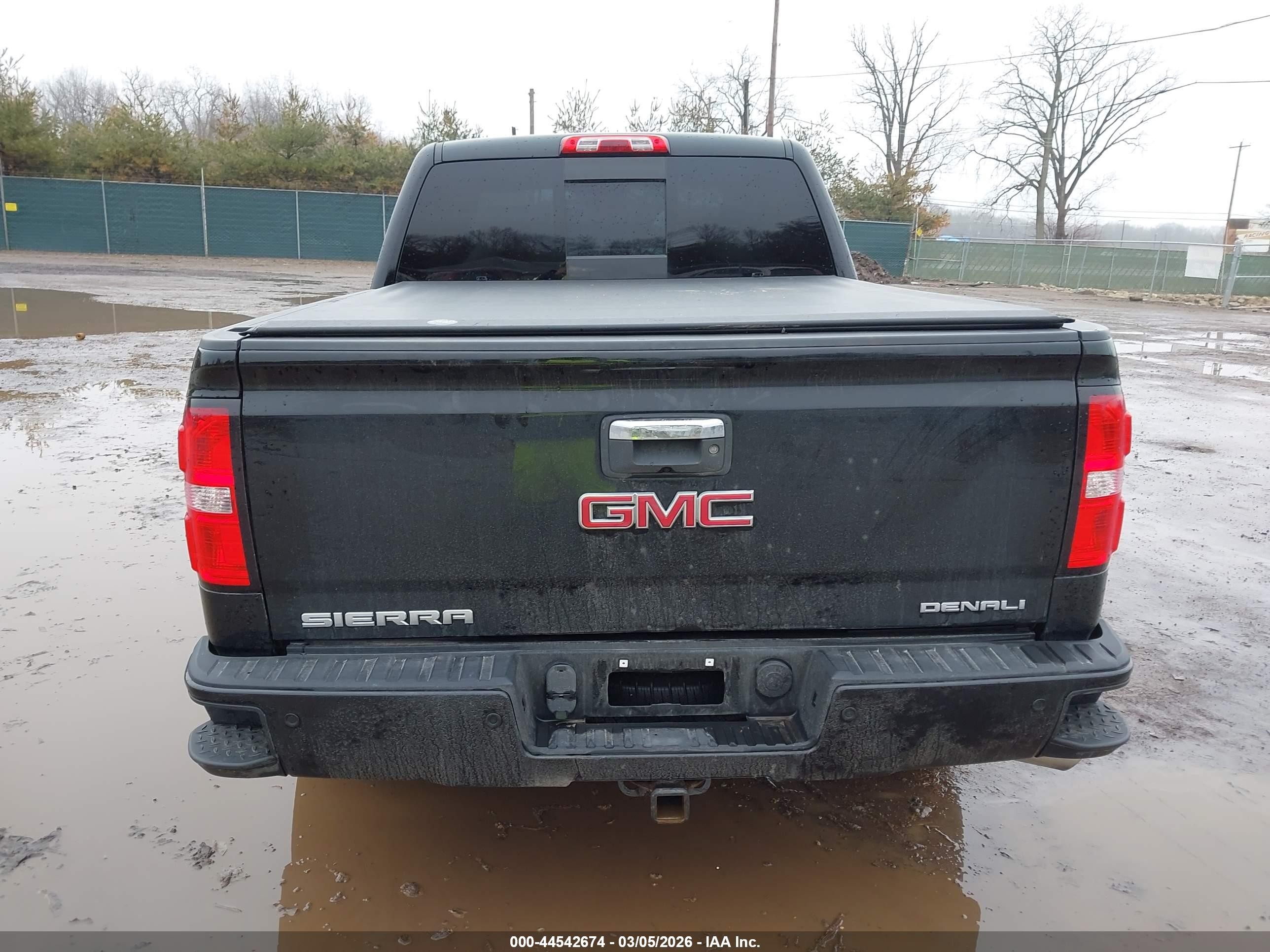 2015 Gmc Sierra 1500 Denali Black vin: 3GTU2WEJ7FG255409