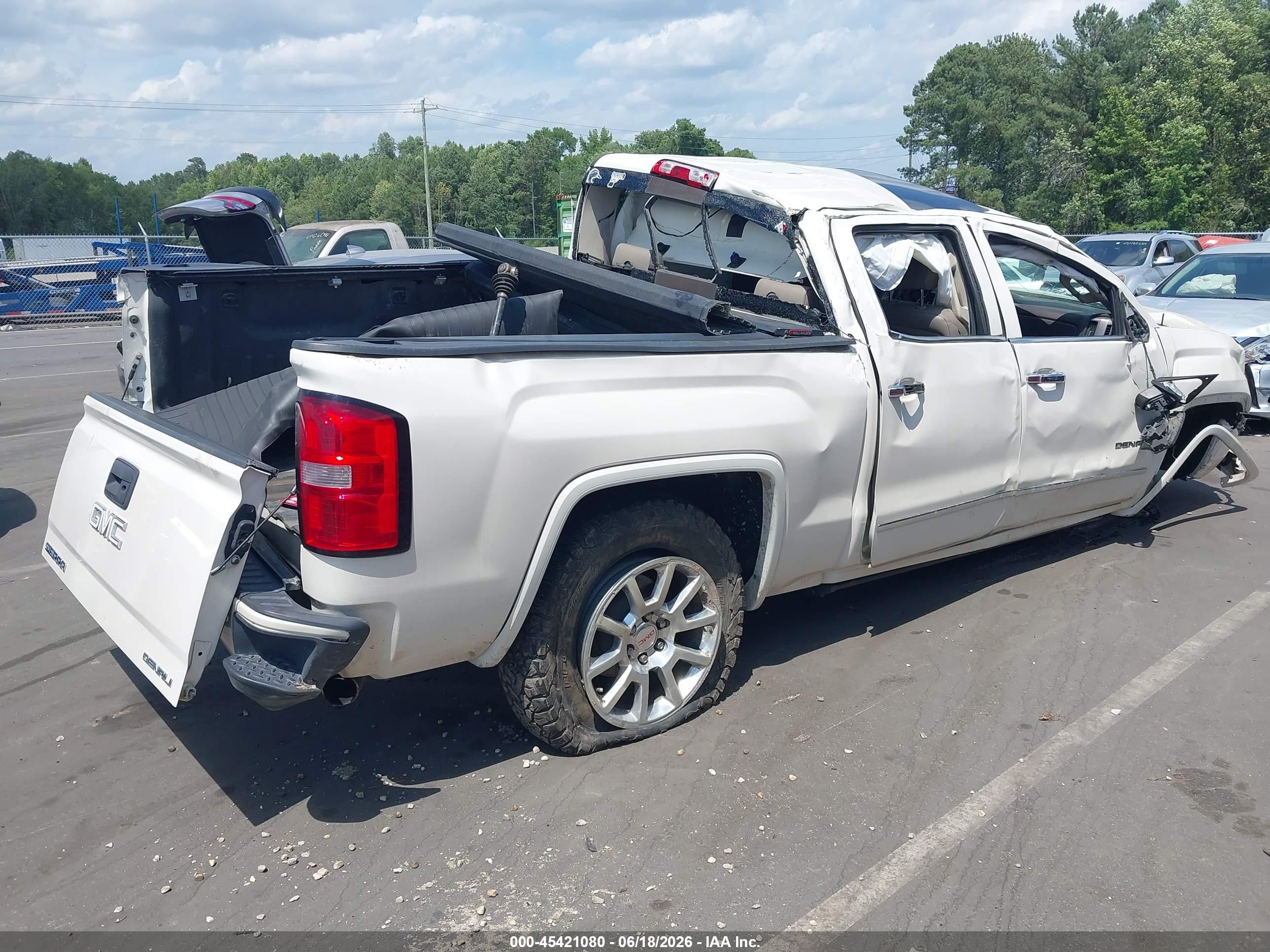 2015 Gmc Sierra 1500 Denali White vin: 3GTU2WEJ9FG169471