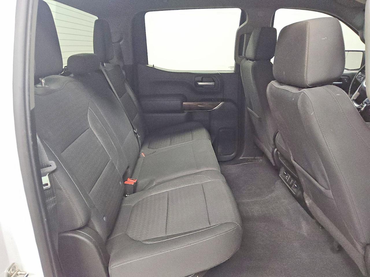 2020 Gmc Sierra K1500 Sle White vin: 3GTU9BED2LG219329