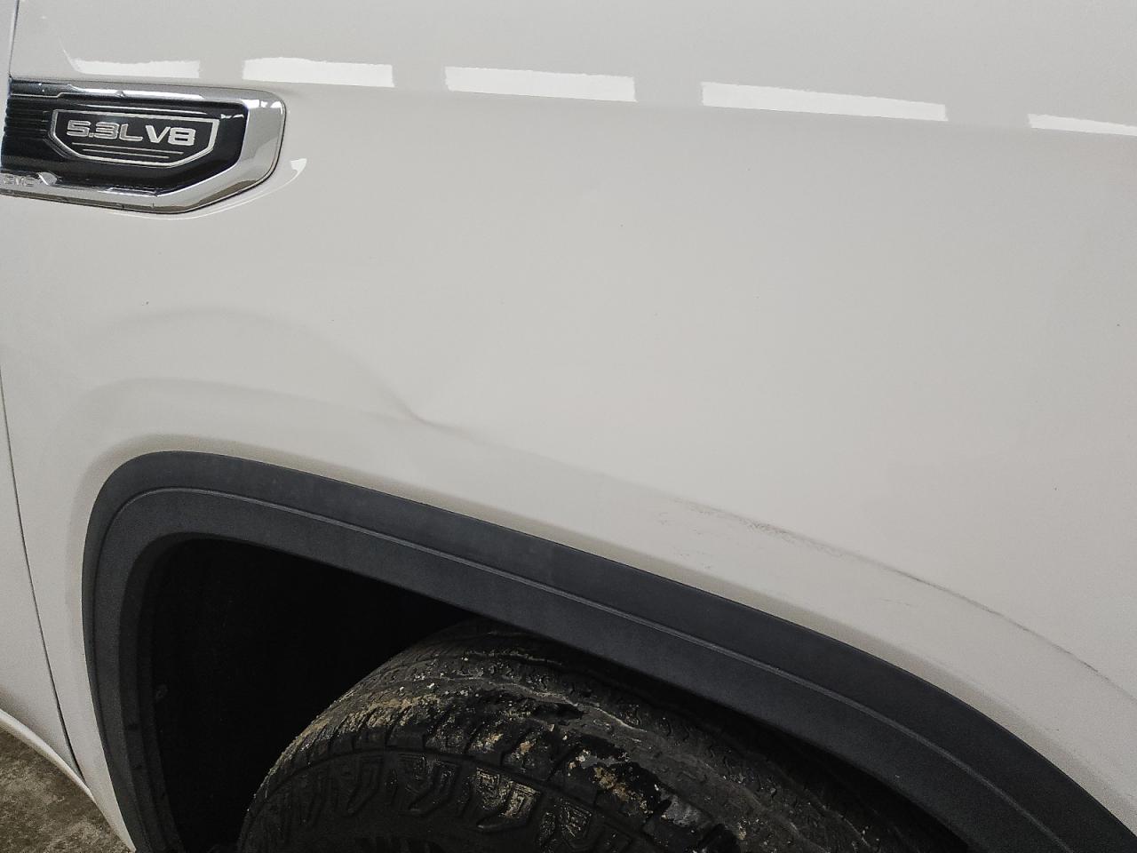 2020 Gmc Sierra K1500 Sle White vin: 3GTU9BED2LG219329 Damage: Right Front Fender, Dent(S) W/ Paint Dmg, 1 To 2 Inches