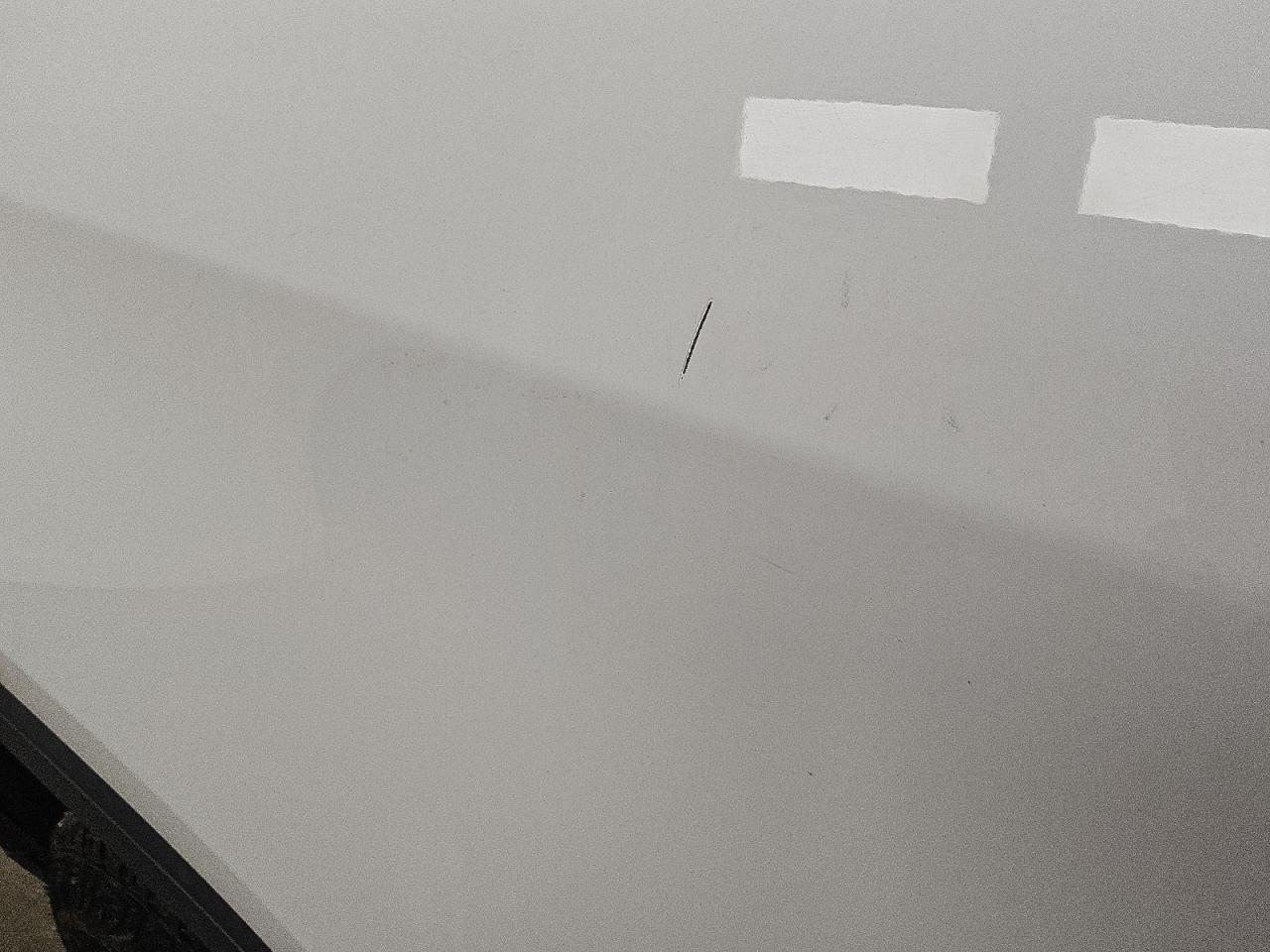 2020 Gmc Sierra K1500 Sle White vin: 3GTU9BED2LG219329 Damage: Right Bed Side, Heavy Scratch, 1 To 2 Inches