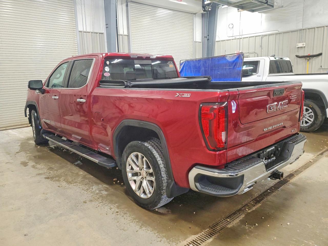 2020 Gmc Sierra K1500 Slt Red vin: 3GTU9DET3LG288677