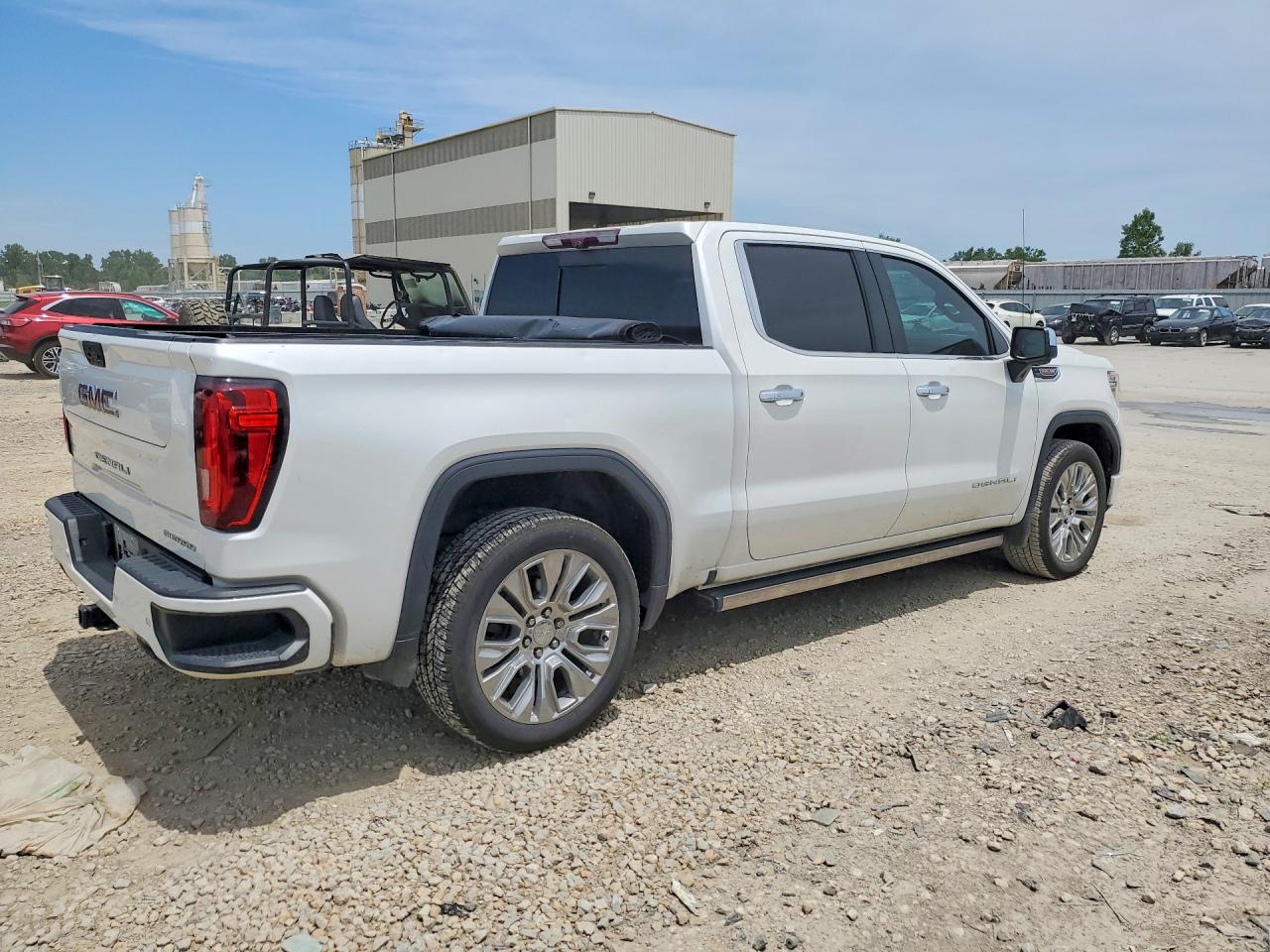 2021 Gmc Sierra C1500 Denali Белый vin: 3GTU9FEL1MG379184