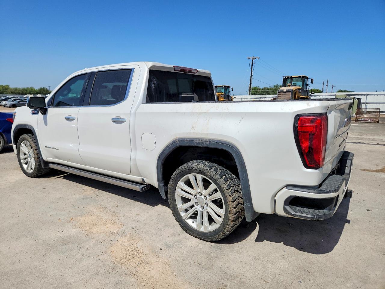 2020 Gmc Sierra K1500 Denali White vin: 3GTU9FEL8LG402135
