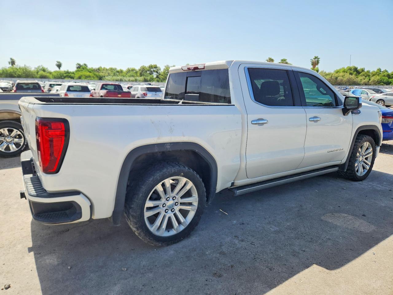 2020 Gmc Sierra K1500 Denali White vin: 3GTU9FEL8LG402135