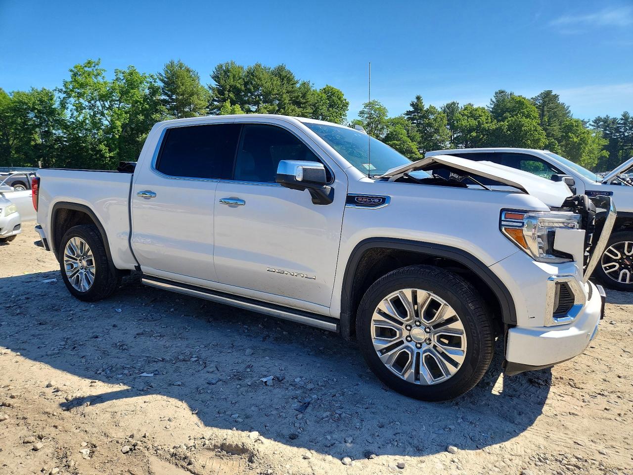2020 Gmc Sierra K1500 Denali White vin: 3GTU9FEL8LG422515