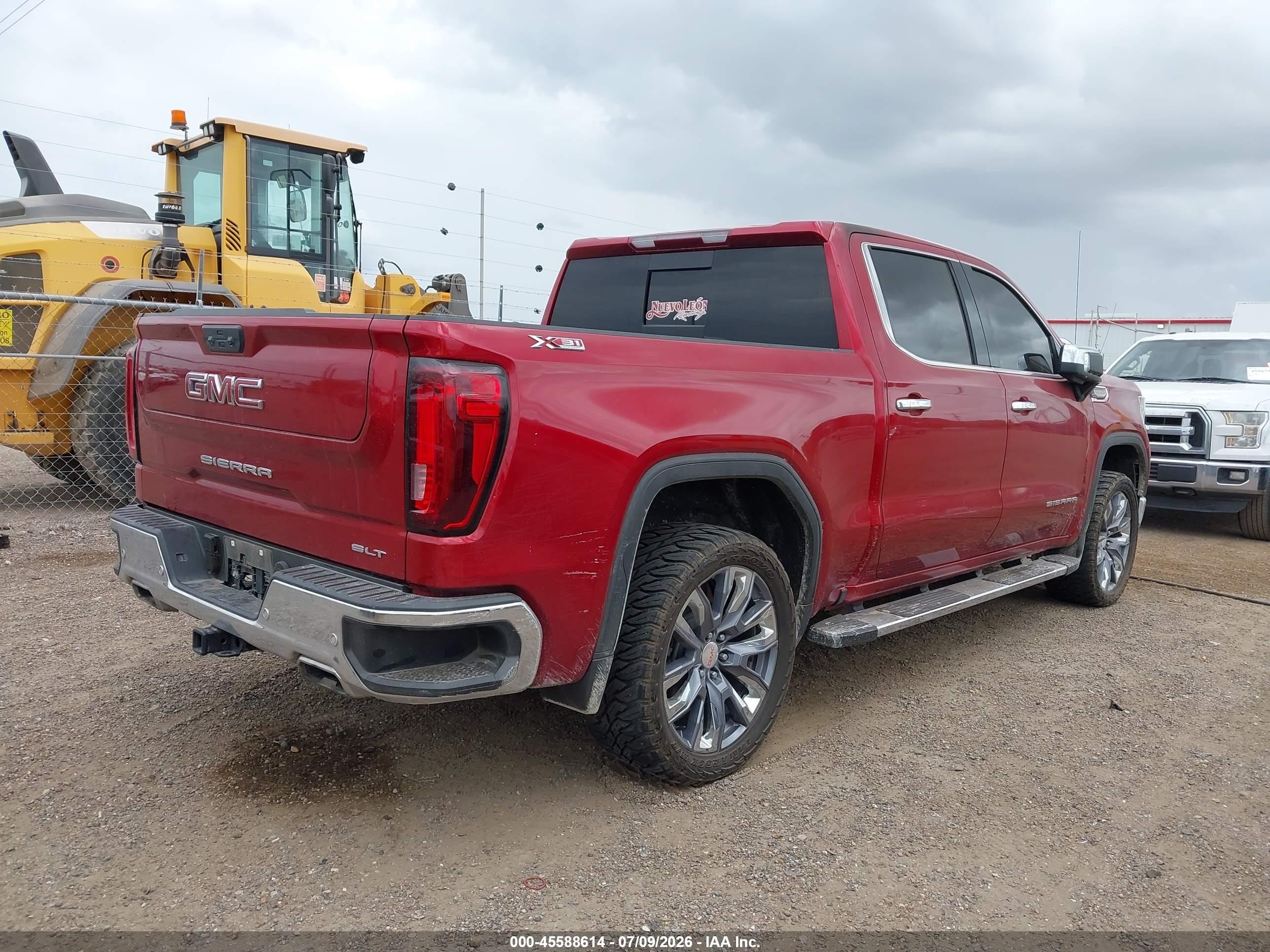 2025 Gmc Sierra 1500 4wd  Short Box Slt Красный vin: 3GTUUDED8SG174907