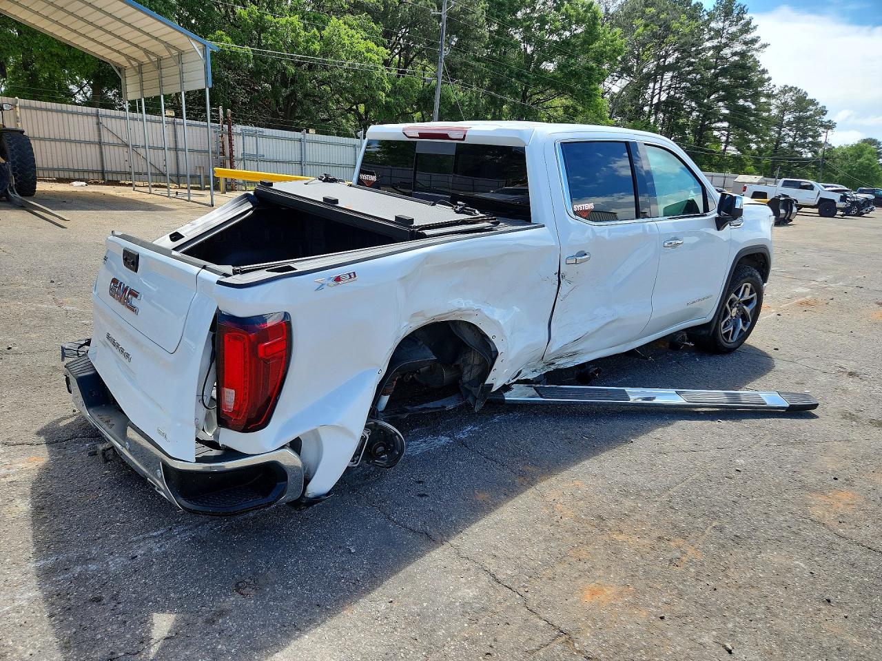 2026 Gmc Sierra K1500 Slt White vin: 3GTUUDED9TG217619