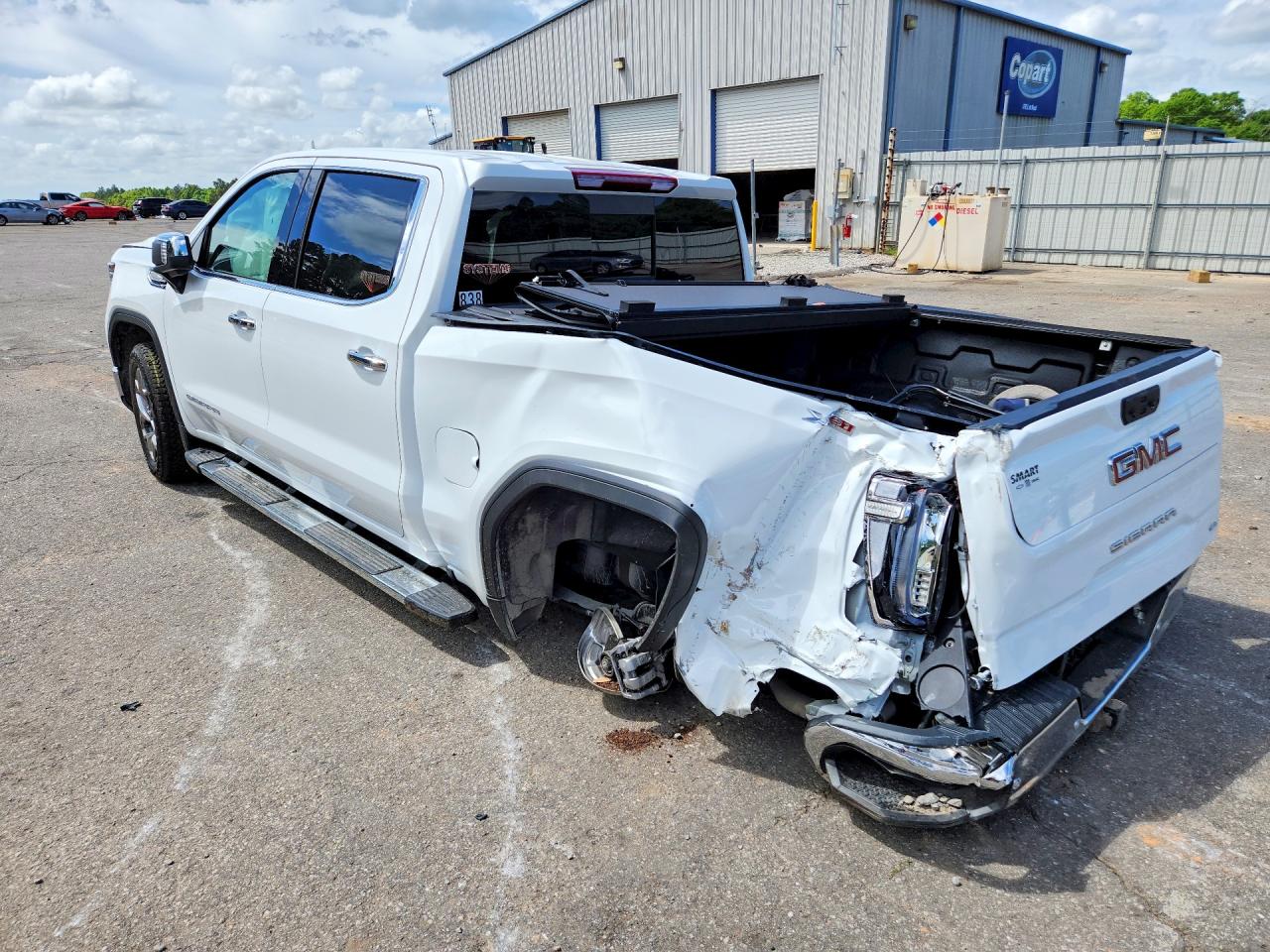 2026 Gmc Sierra K1500 Slt White vin: 3GTUUDED9TG217619