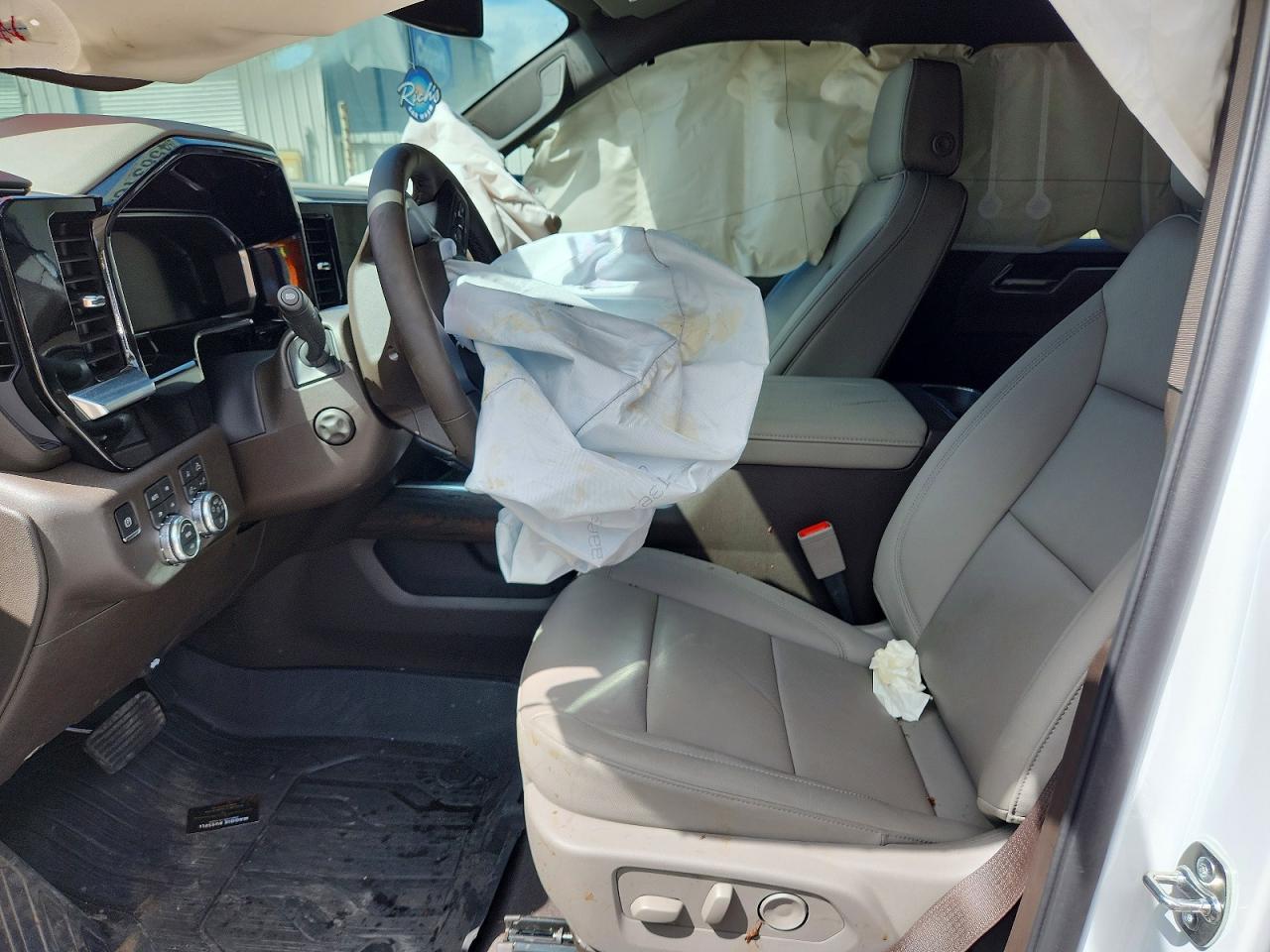 2026 Gmc Sierra K1500 Slt White vin: 3GTUUDED9TG217619
