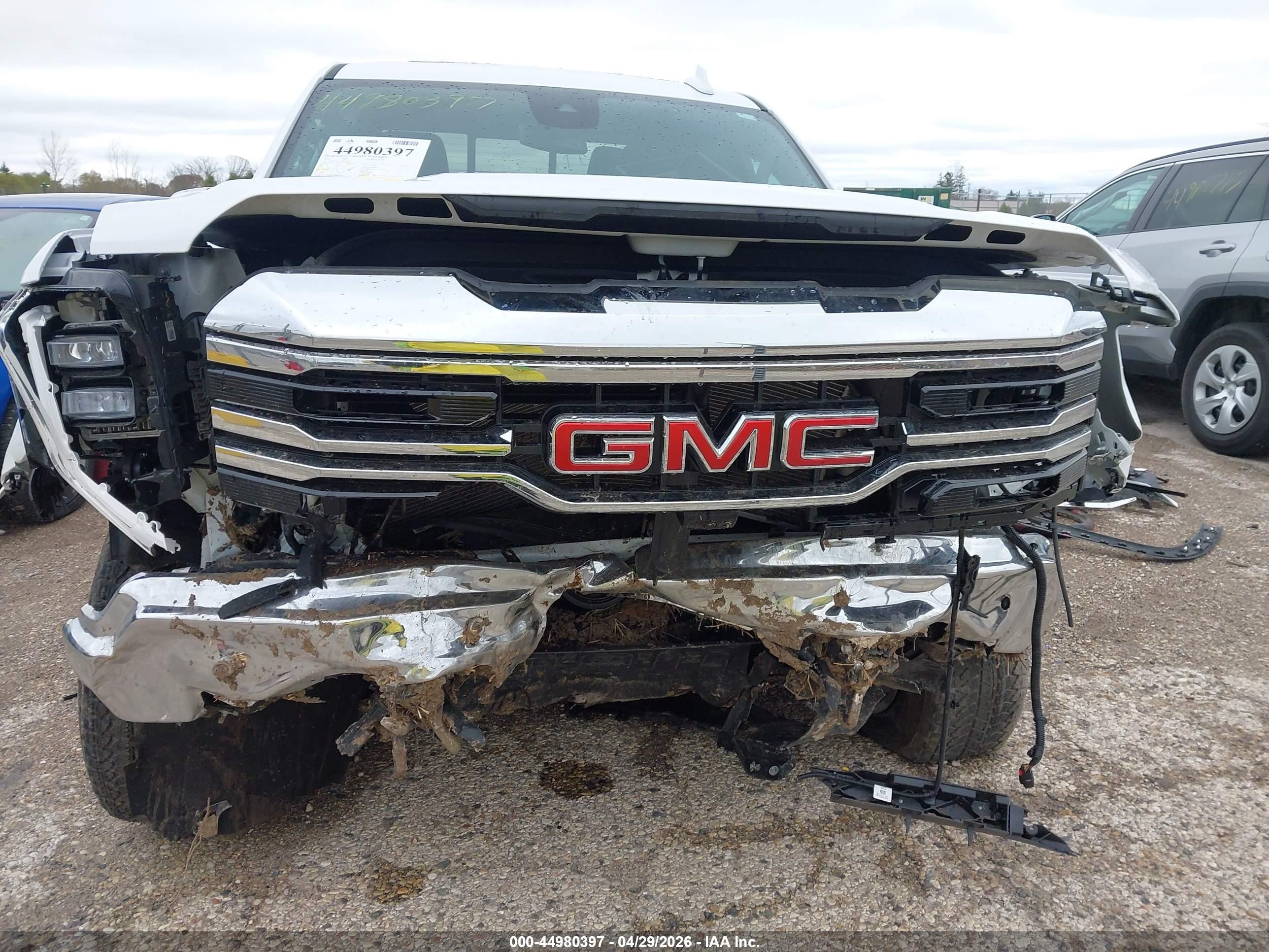 2024 Gmc Sierra 1500   White vin: 3GTUUDEL2RG303435