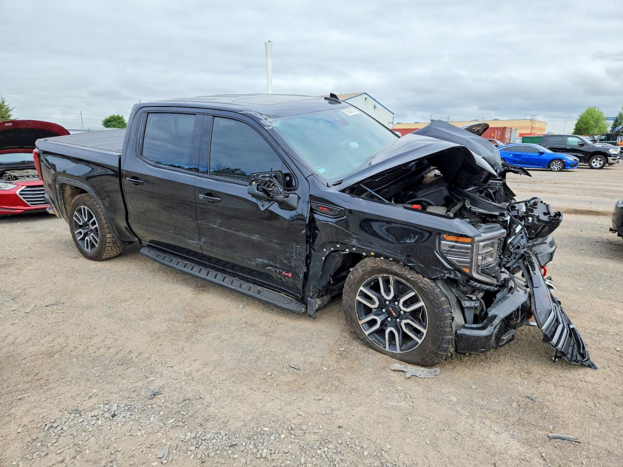 2026 Gmc Sierra K1500 At4 Черный vin: 3GTUUEELXTG148968