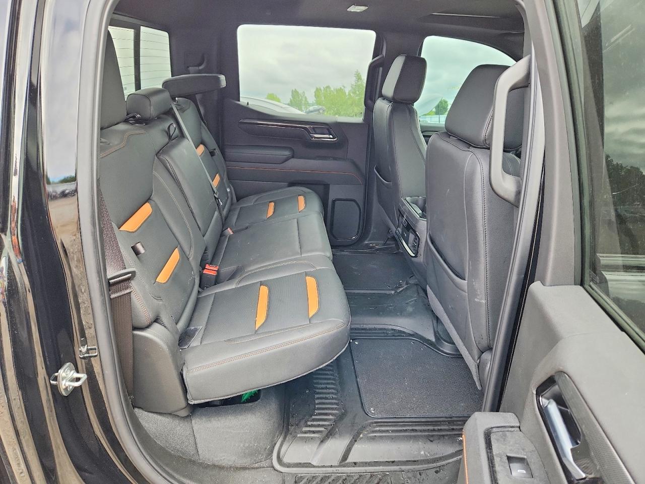 2026 Gmc Sierra K1500 At4 Черный vin: 3GTUUEELXTG148968