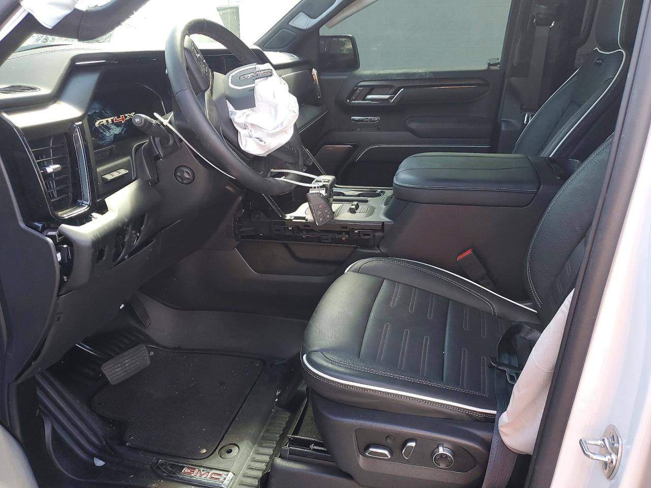 2026 Gmc Sierra K1500 At4x Белый vin: 3GTUUFE81TG116363
