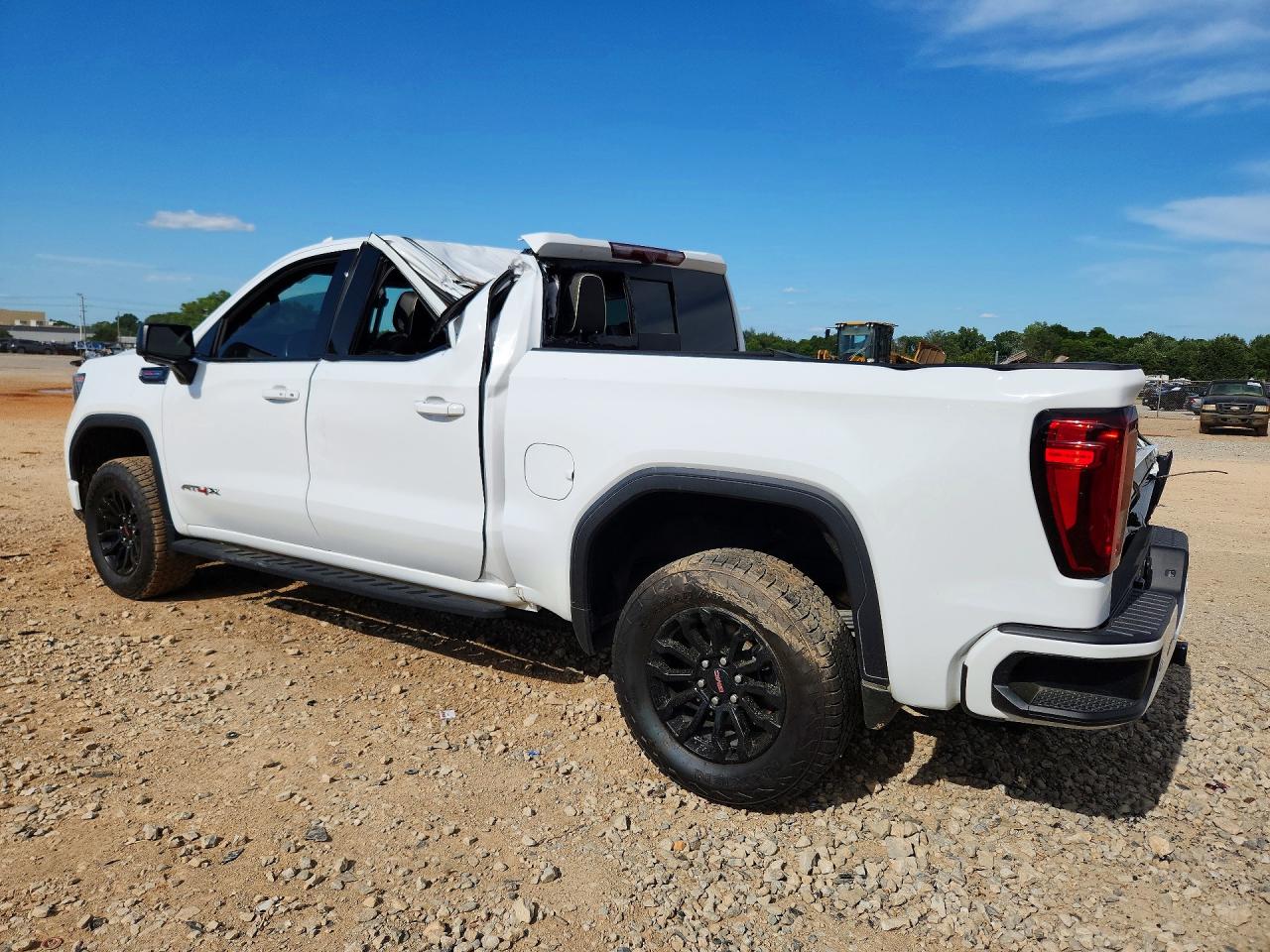 2022 Gmc Sierra K1500 At4x White vin: 3GTUUFEL3NG567320