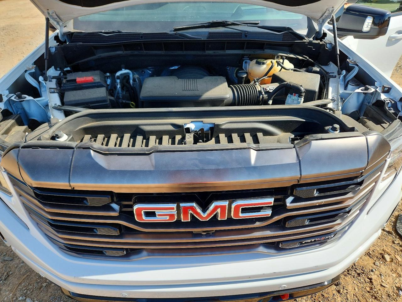 2022 Gmc Sierra K1500 At4x White vin: 3GTUUFEL3NG567320
