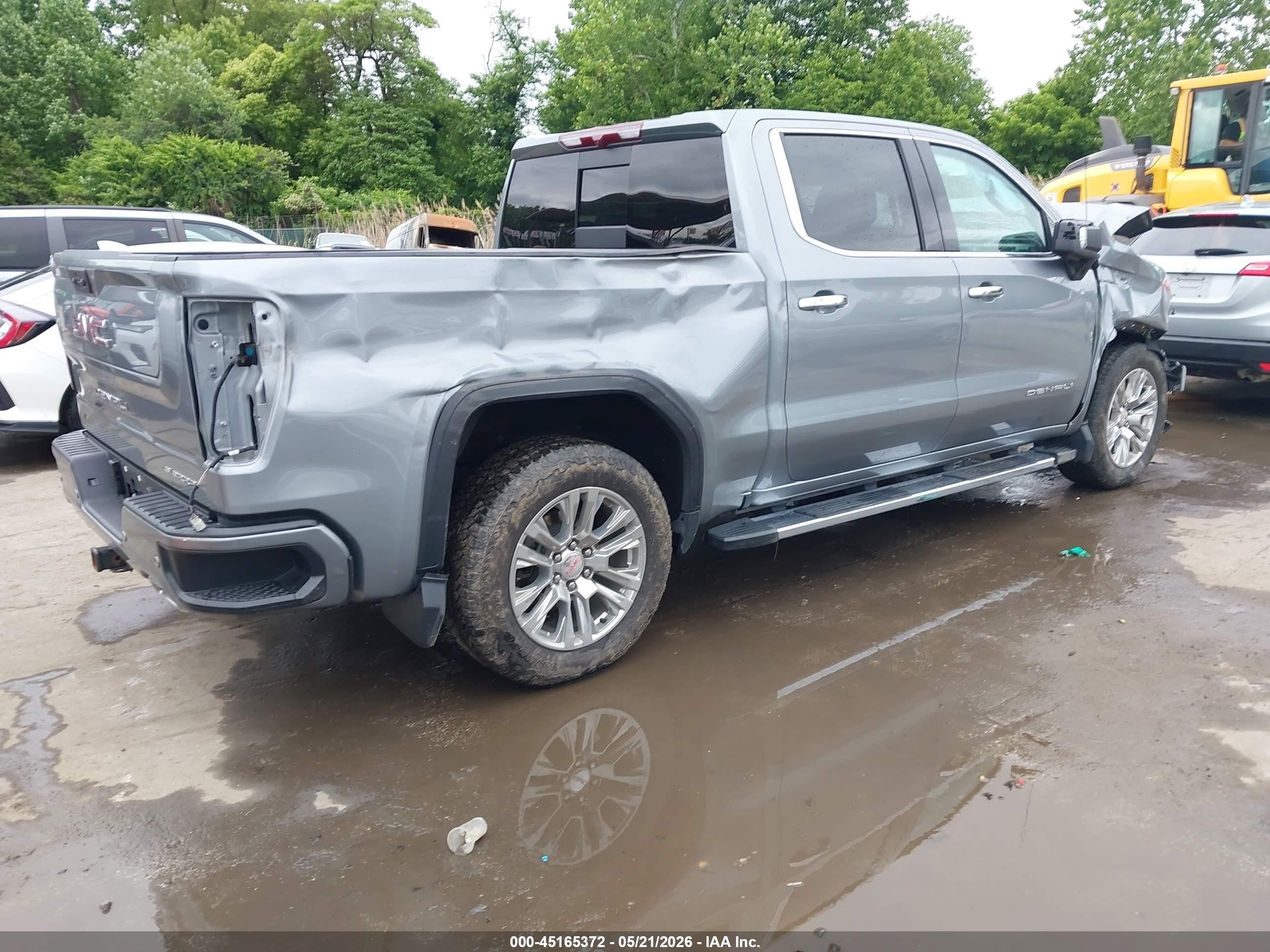 2024 Gmc Sierra 1500 Denali Silver vin: 3GTUUGE89RG107375