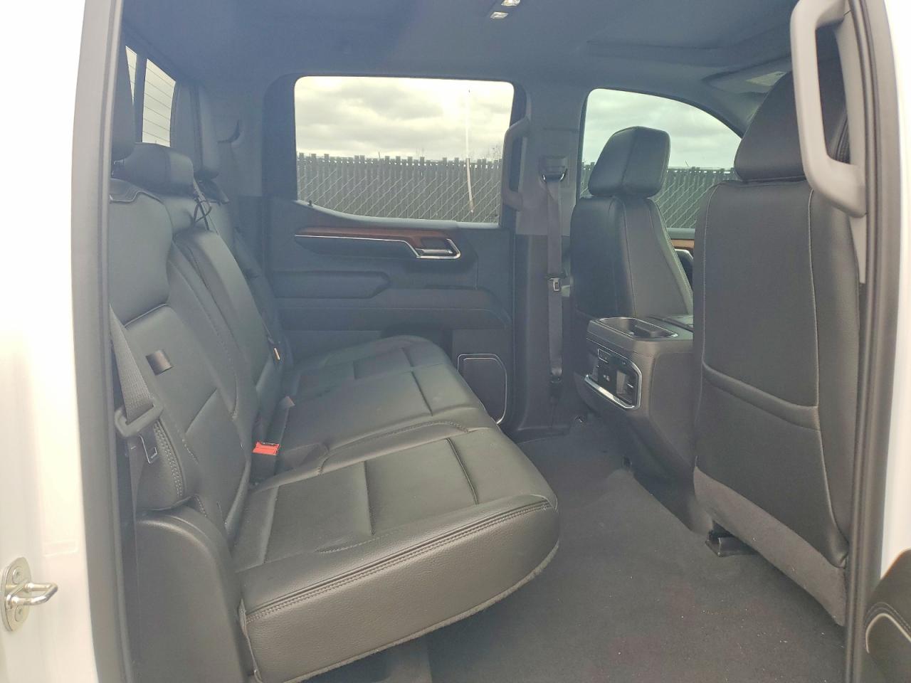 2022 Gmc Sierra K1500 Denali White vin: 3GTUUGEL2NG652610