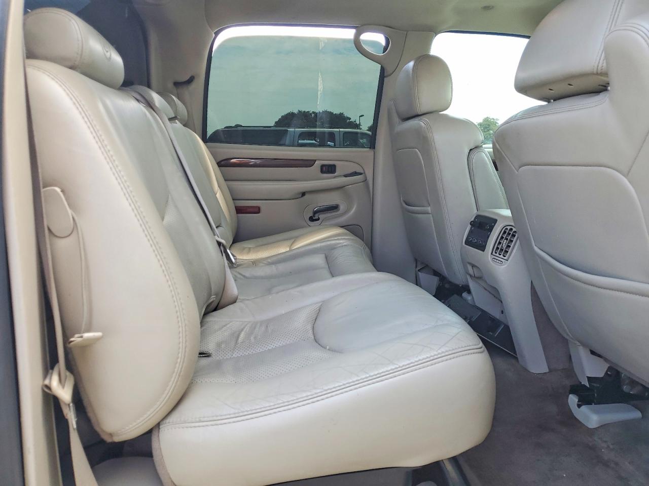 2004 Cadillac Escalade Ext Beige vin: 3GYEK62NX4G195533