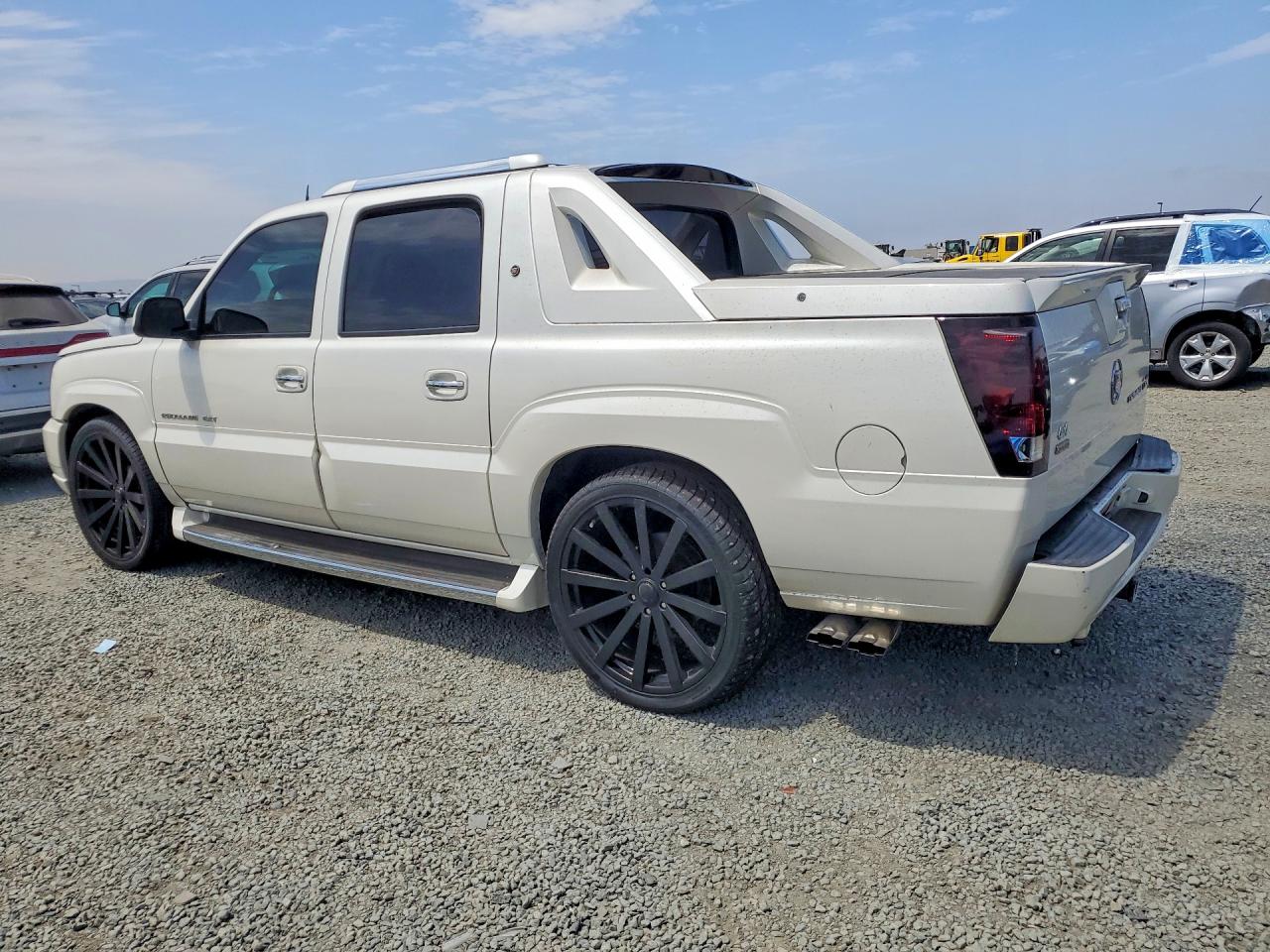 2004 Cadillac Escalade Ext Beige vin: 3GYEK62NX4G195533